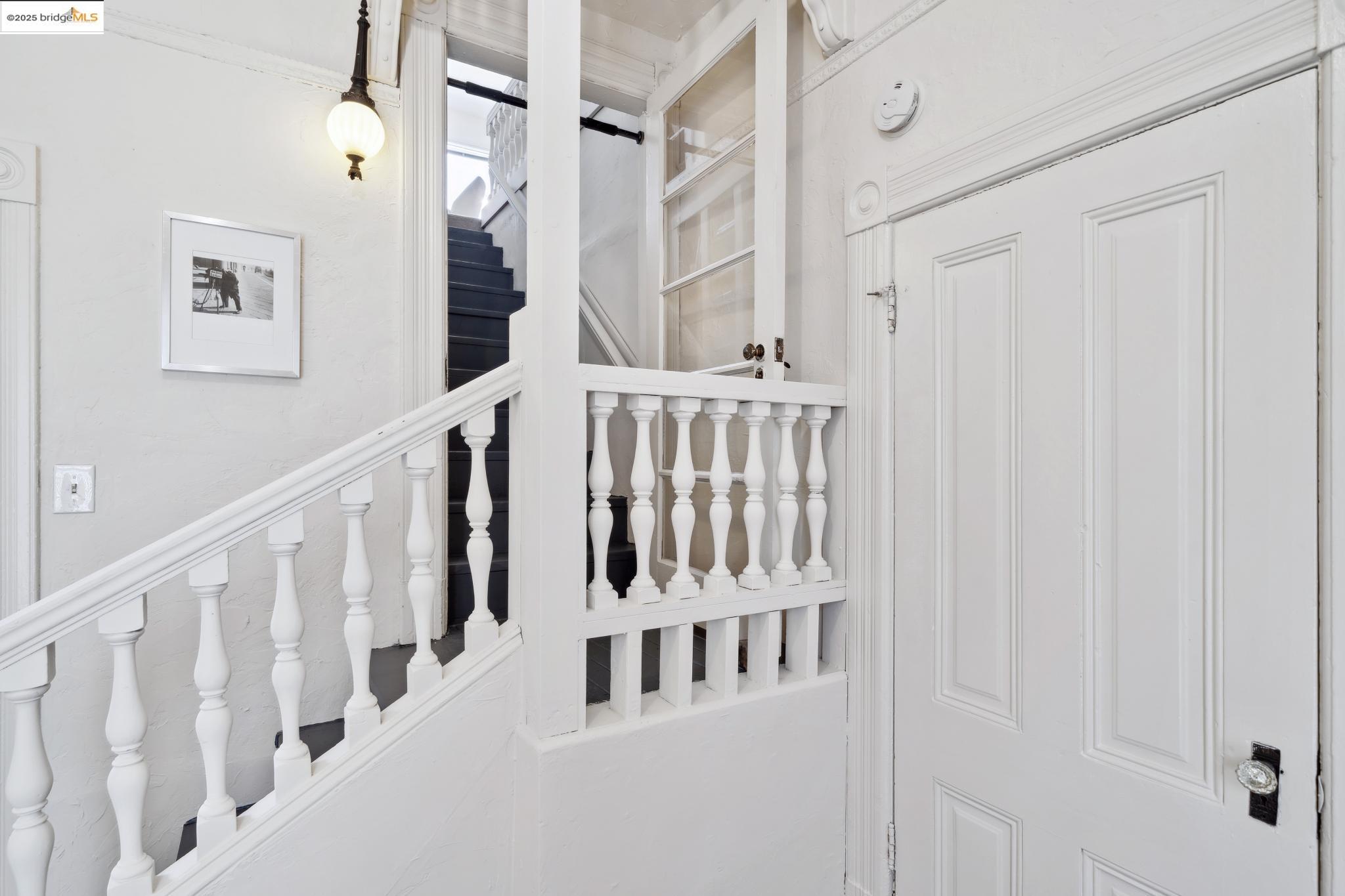 Detail Gallery Image 24 of 41 For 1408 E 15th St, Oakland,  CA 94606 - 3 Beds | 2 Baths