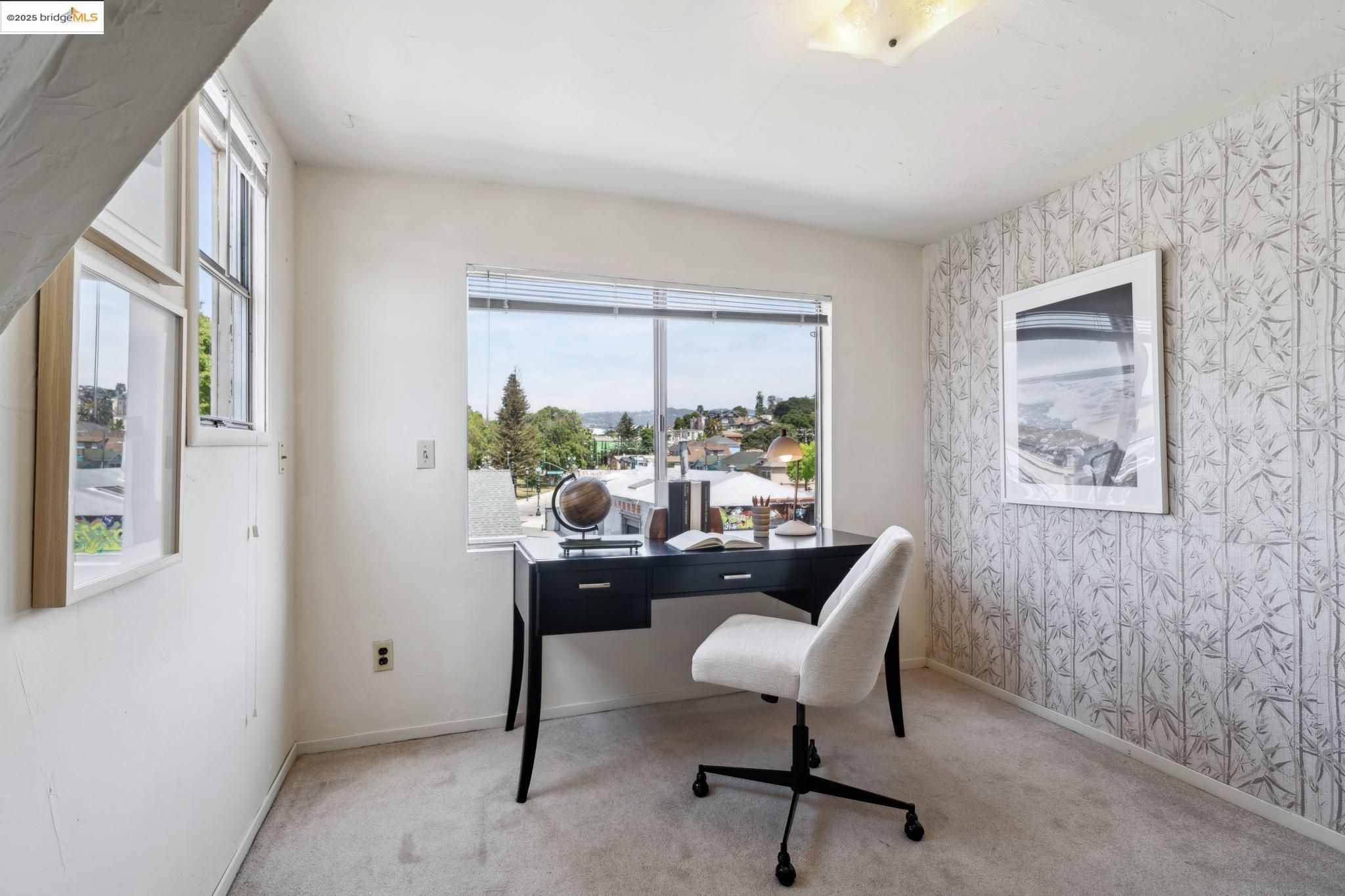 Detail Gallery Image 25 of 41 For 1408 E 15th St, Oakland,  CA 94606 - 3 Beds | 2 Baths