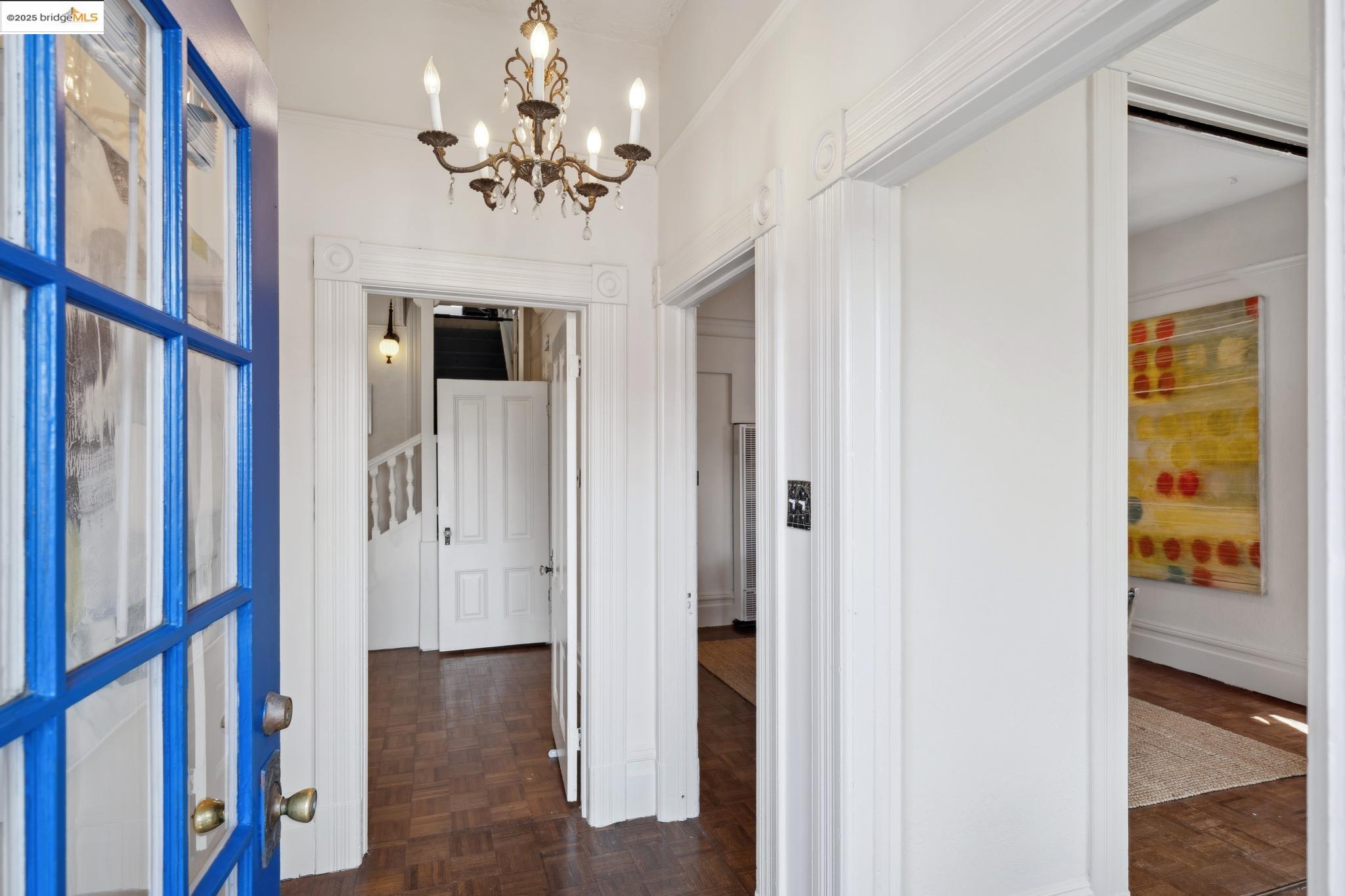 Detail Gallery Image 4 of 41 For 1408 E 15th St, Oakland,  CA 94606 - 3 Beds | 2 Baths