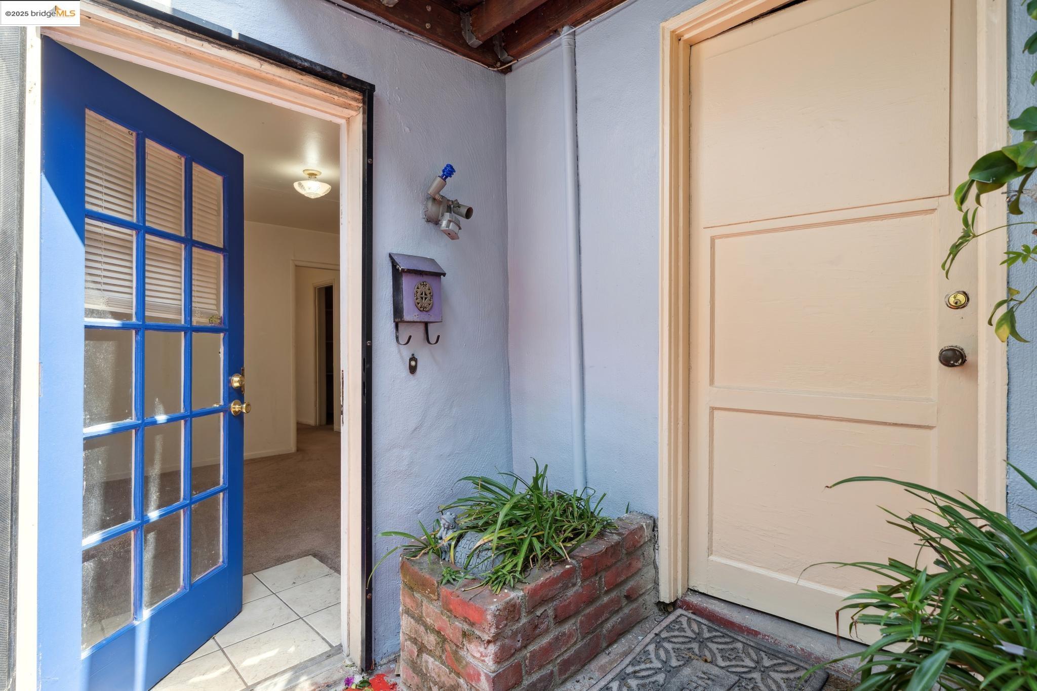 Detail Gallery Image 32 of 41 For 1408 E 15th St, Oakland,  CA 94606 - 3 Beds | 2 Baths
