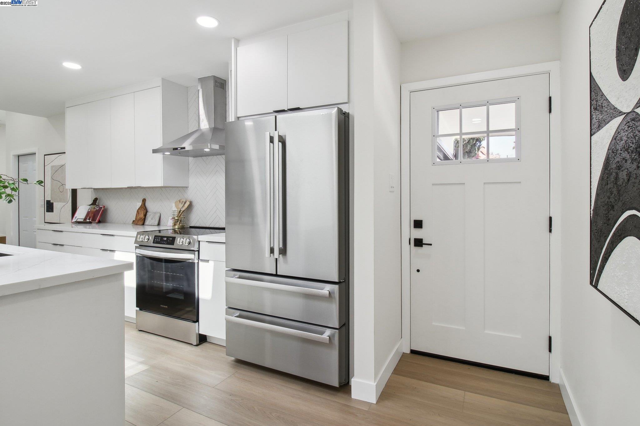 Detail Gallery Image 14 of 41 For 4085 Fairwood St., Fremont,  CA 94538 - 4 Beds | 2 Baths