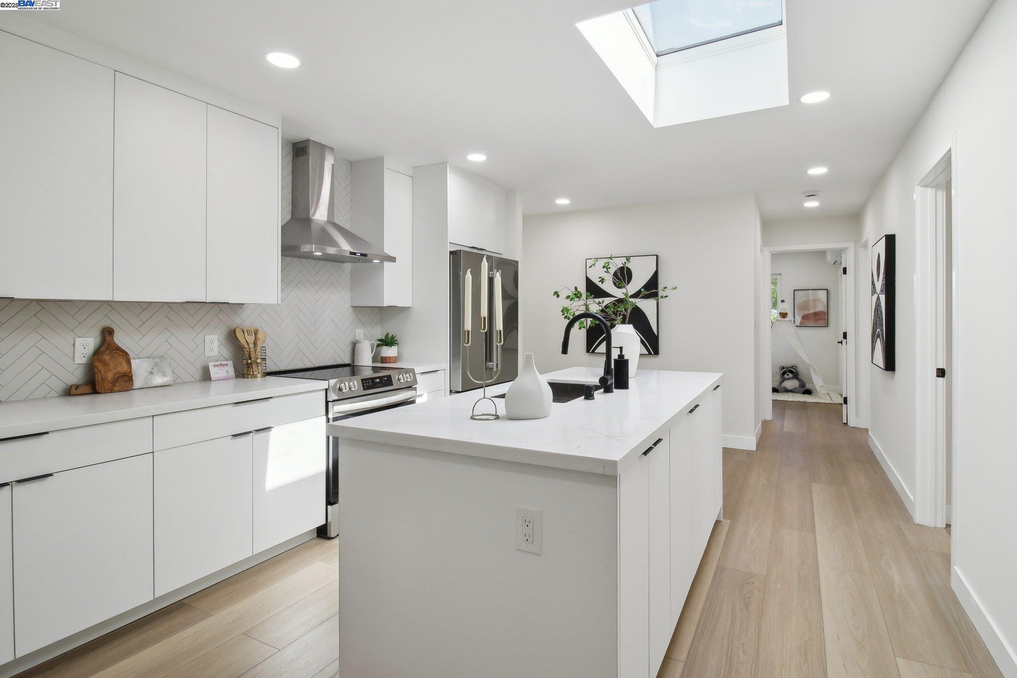 Detail Gallery Image 17 of 41 For 4085 Fairwood St., Fremont,  CA 94538 - 4 Beds | 2 Baths