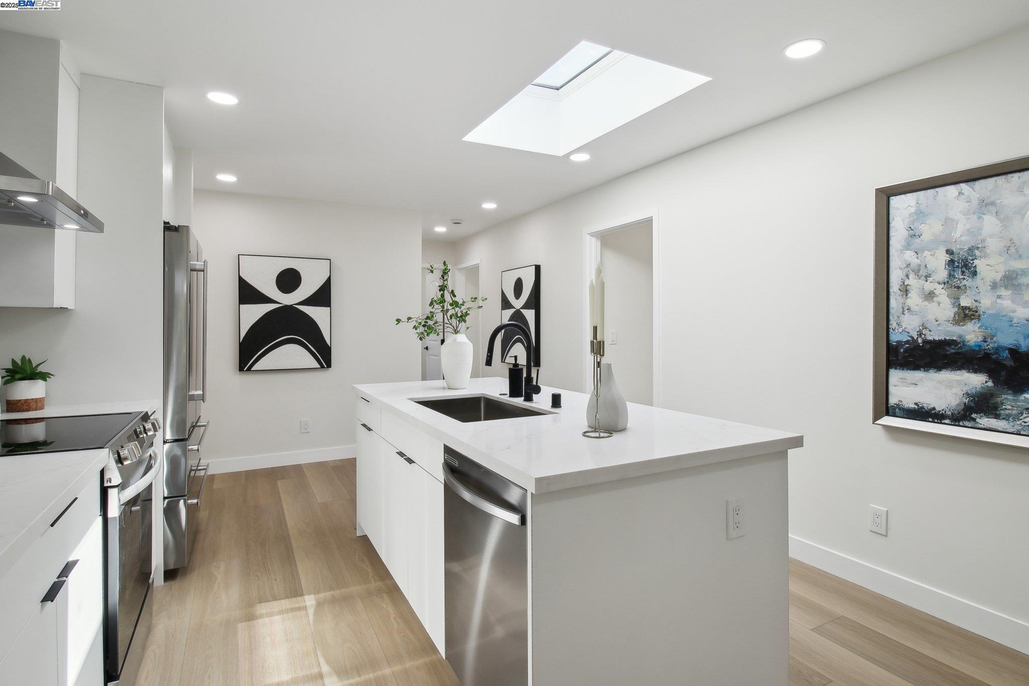 Detail Gallery Image 18 of 41 For 4085 Fairwood St., Fremont,  CA 94538 - 4 Beds | 2 Baths