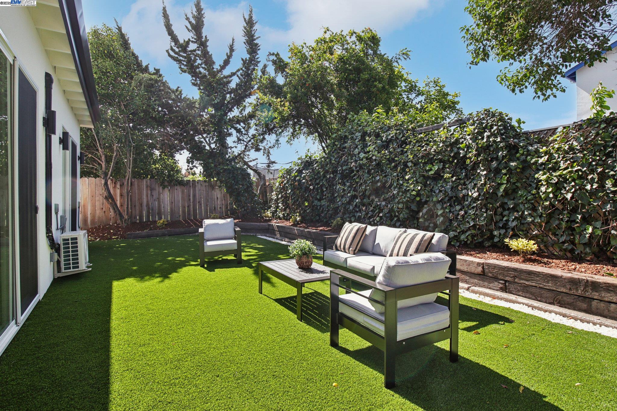 Detail Gallery Image 35 of 41 For 4085 Fairwood St., Fremont,  CA 94538 - 4 Beds | 2 Baths
