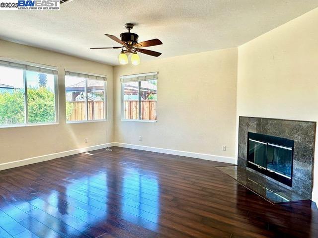 Detail Gallery Image 13 of 43 For 1348 San Lucas Dr, Pittsburg,  CA 94565 - 6 Beds | 4 Baths