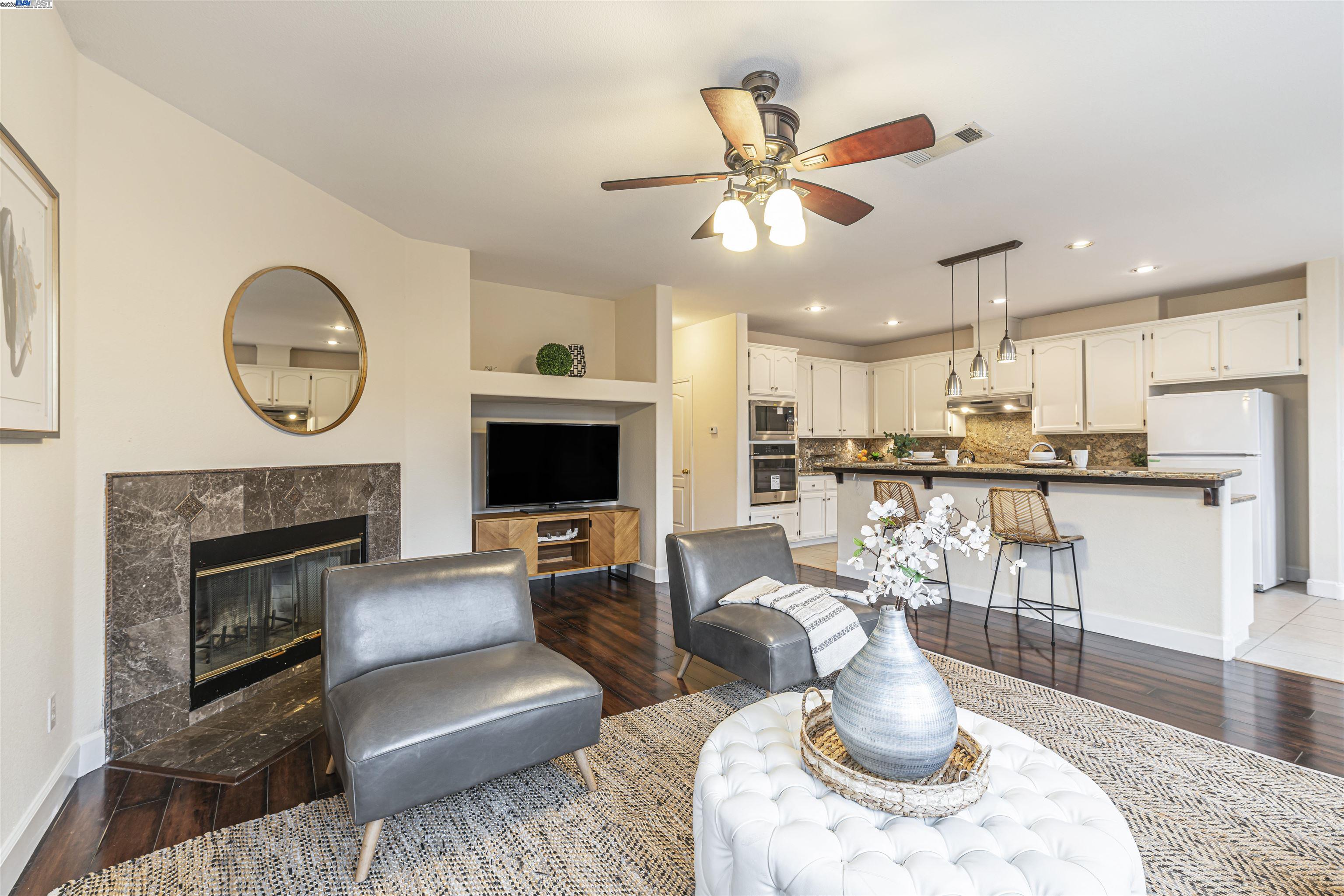 Detail Gallery Image 15 of 43 For 1348 San Lucas Dr, Pittsburg,  CA 94565 - 6 Beds | 4 Baths
