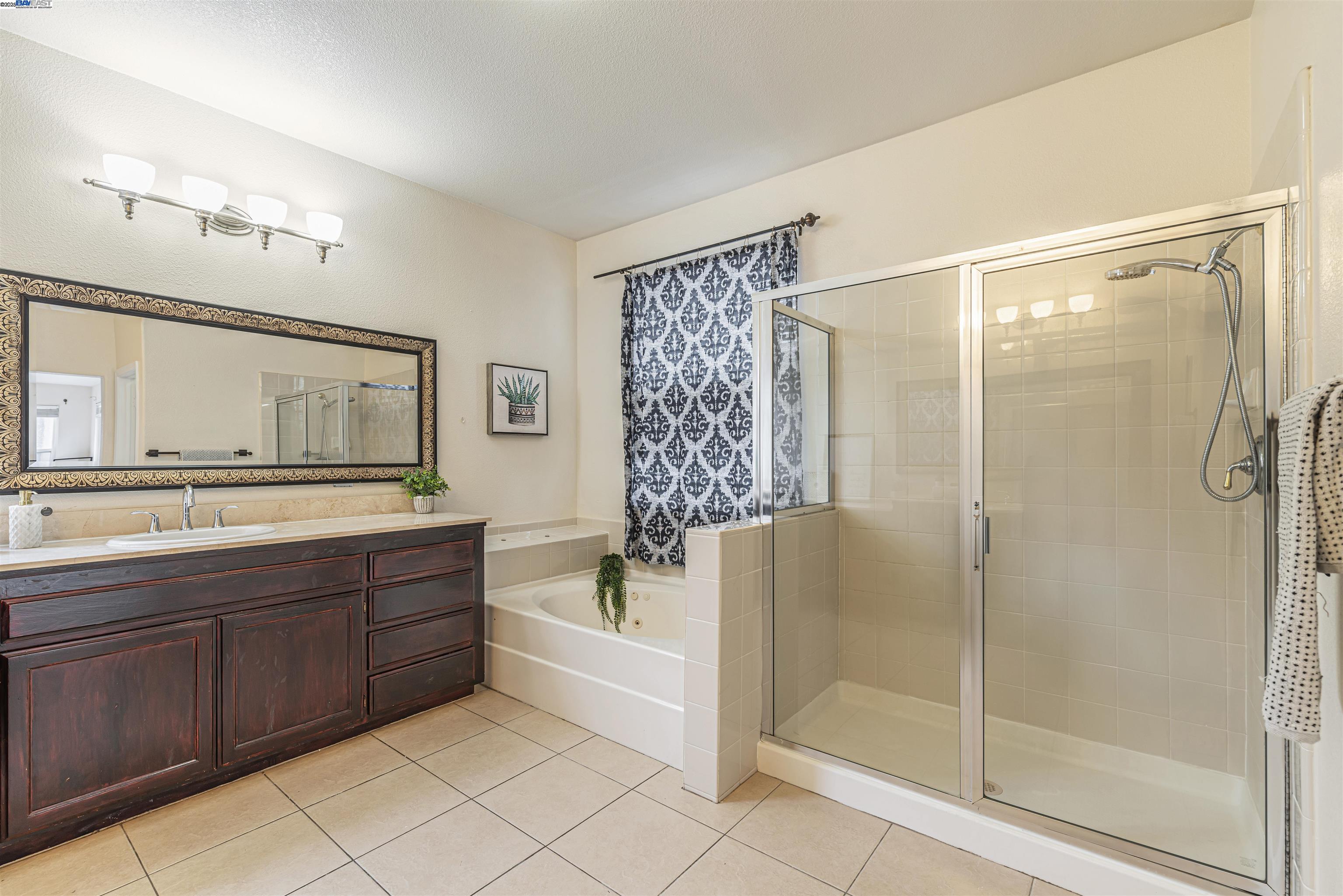 Detail Gallery Image 28 of 43 For 1348 San Lucas Dr, Pittsburg,  CA 94565 - 6 Beds | 4 Baths