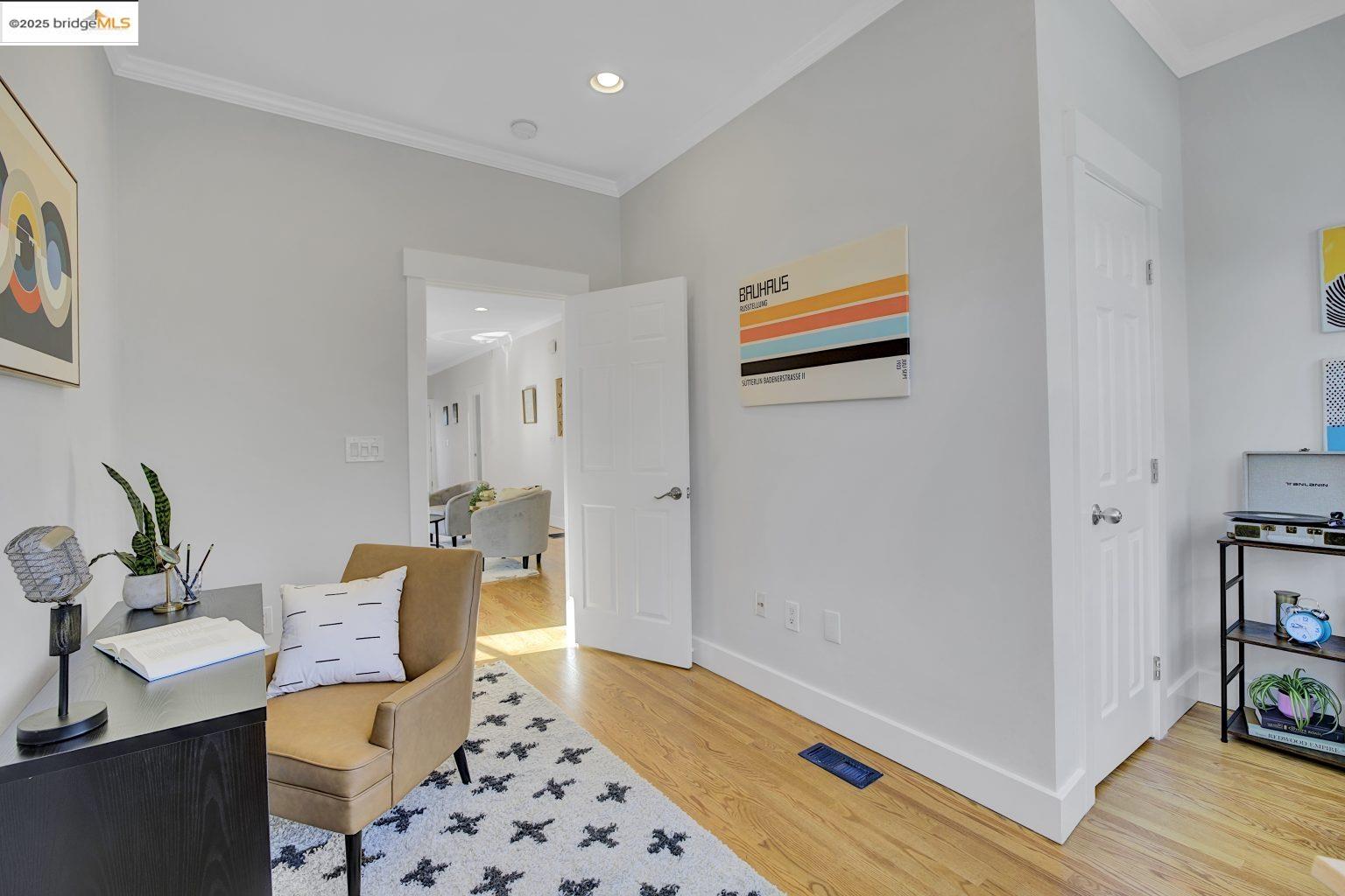 Detail Gallery Image 28 of 42 For 861 32nd St, Oakland,  CA 94608 - 3 Beds | 2 Baths