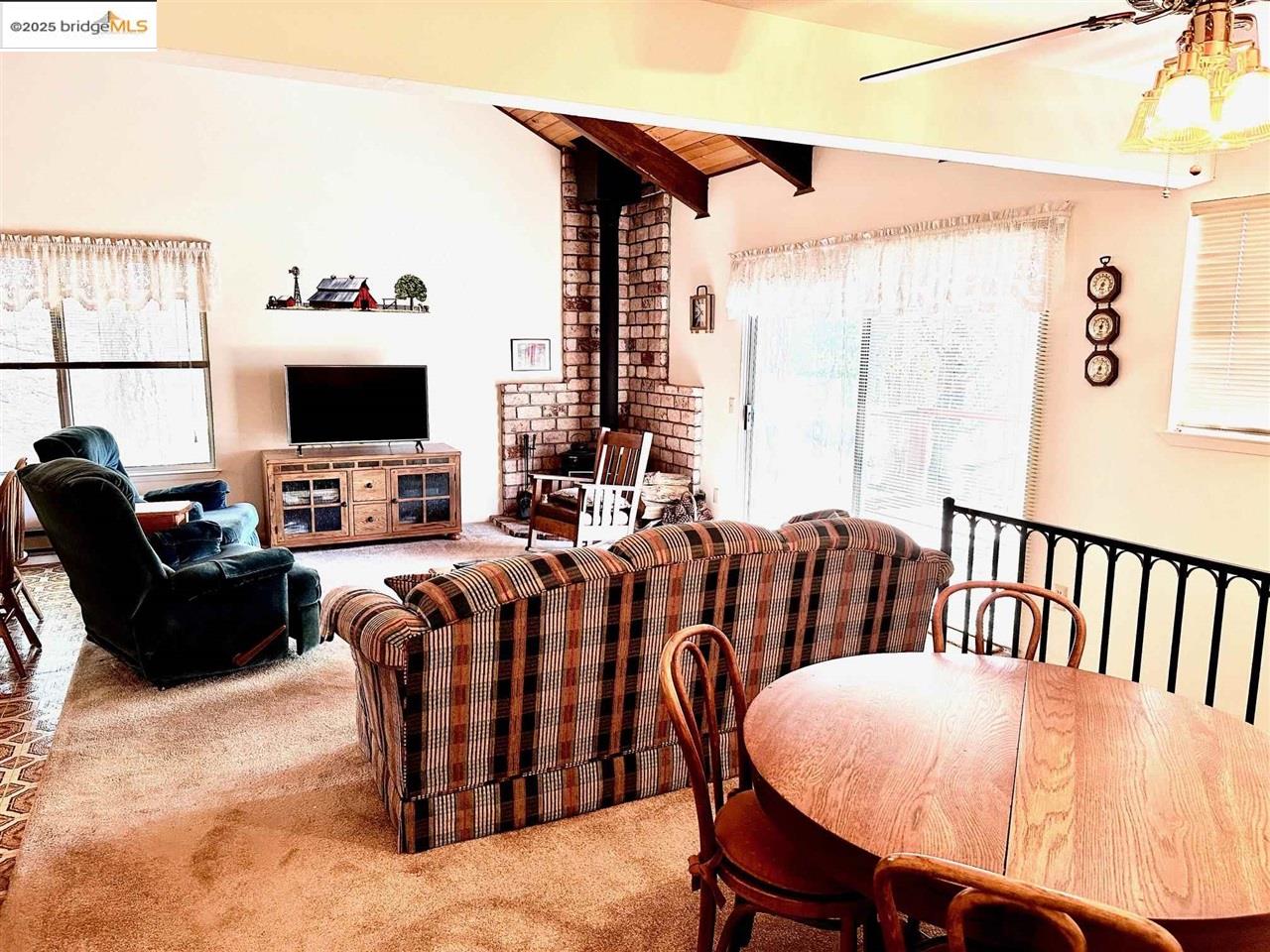 23812 Oxbow Ln. S, Sonora, California 95370, 2 Bedrooms Bedrooms, 5 Rooms Rooms,2 BathroomsBathrooms,Residential,For Sale,23812 Oxbow Ln. S,41096655
