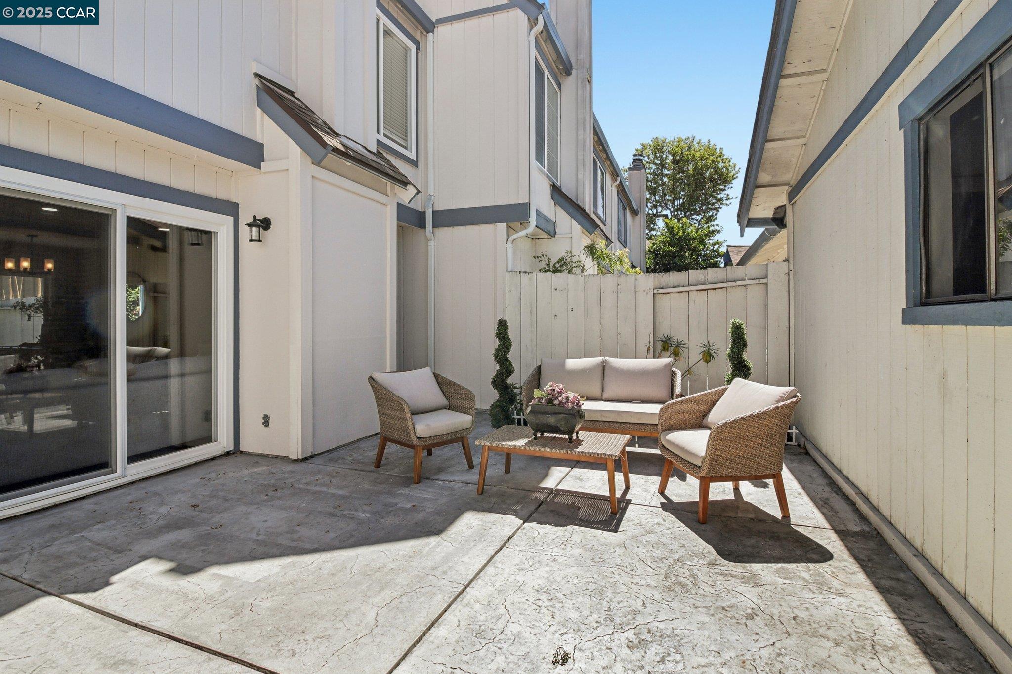 Detail Gallery Image 24 of 34 For 32060 Paloma Ct, Union City,  CA 94587 - 2 Beds | 2/1 Baths