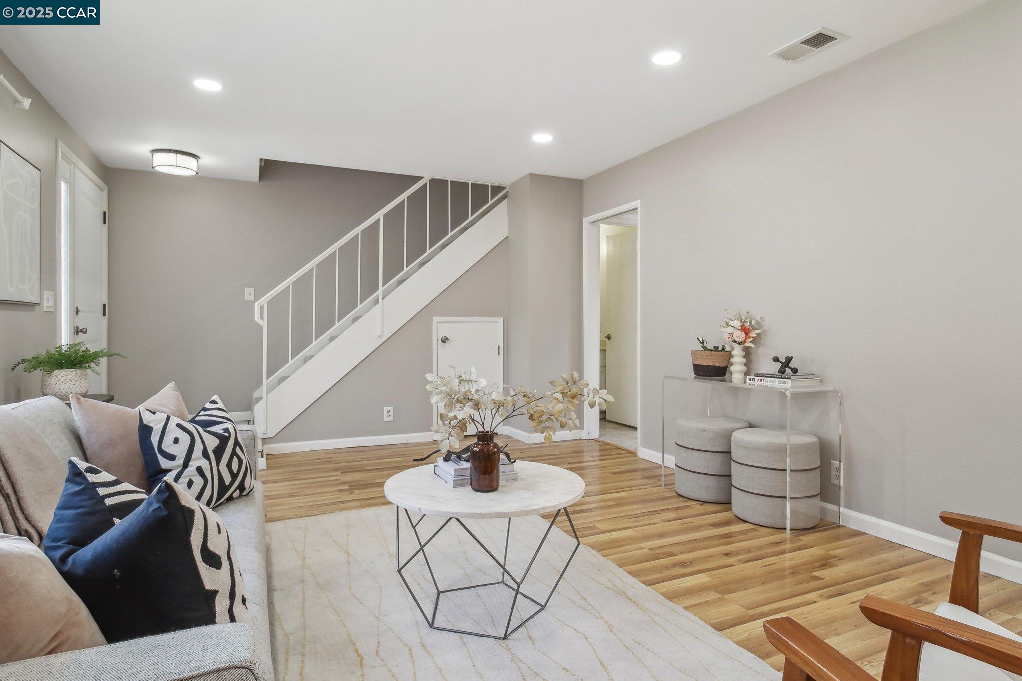 32060 Paloma Ct, Union City, California 94587, 2 Bedrooms Bedrooms, 4 Rooms Rooms,2 BathroomsBathrooms,Residential,For Sale,32060 Paloma Ct,41096657