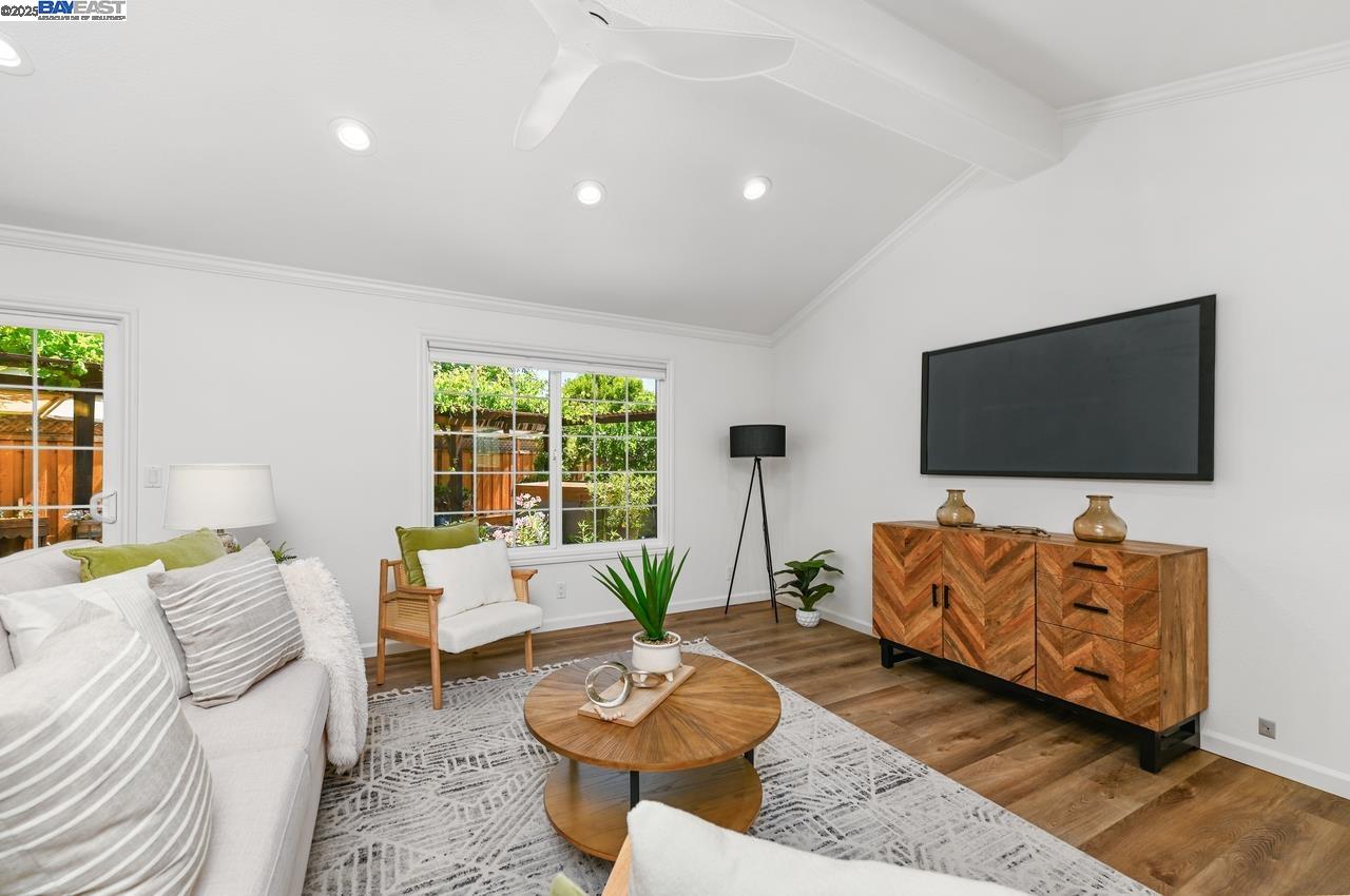 Detail Gallery Image 19 of 49 For 6701 Taffy Ct, Pleasanton,  CA 94588 - 4 Beds | 2 Baths