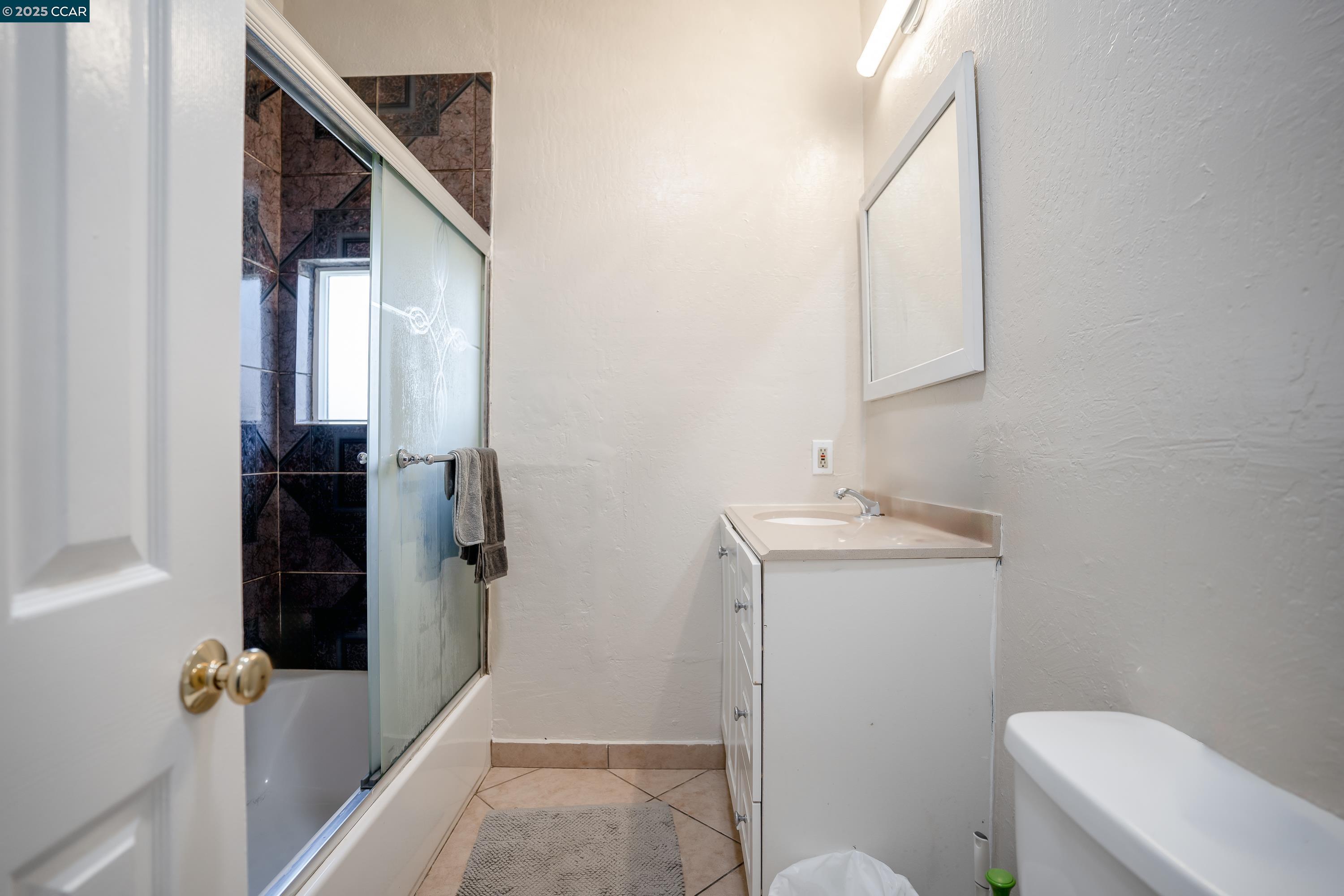 1518 Dunn Ave, Richmond, California 94801, 3 Bedrooms Bedrooms, 8 Rooms Rooms,1 BathroomBathrooms,Residential,For Sale,1518 Dunn Ave,41096662