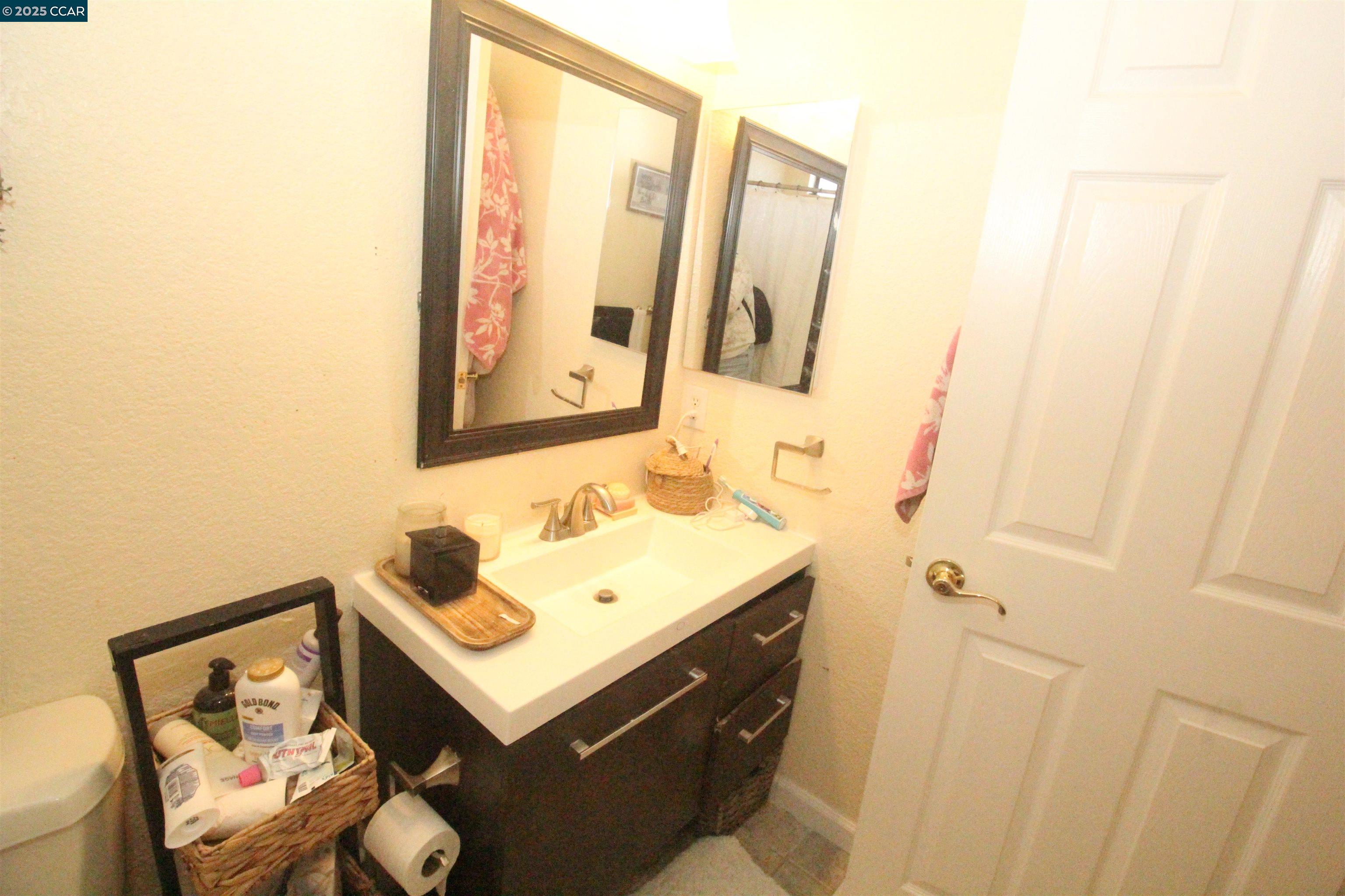 Detail Gallery Image 11 of 12 For 521 Bustos Pl., Bay Point,  CA 94565 - 3 Beds | 2/1 Baths