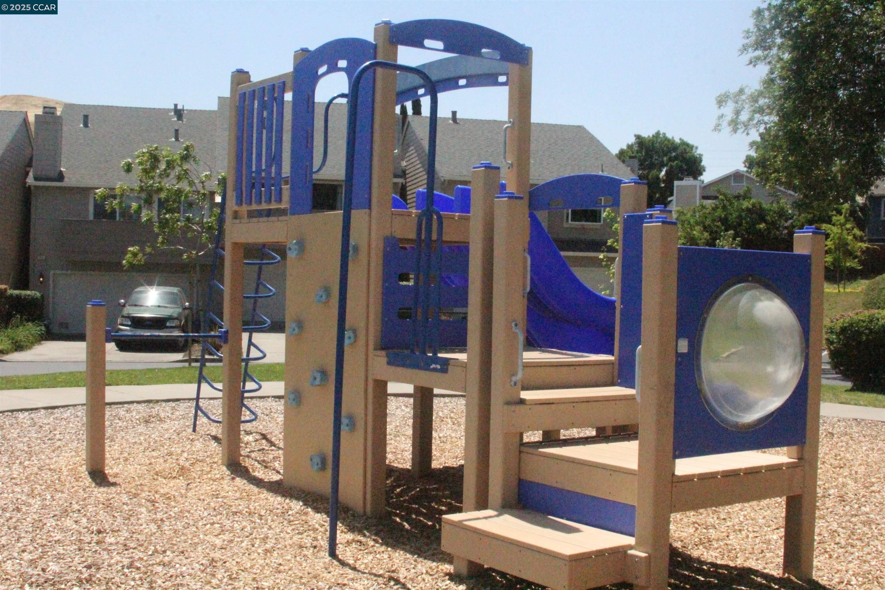 Detail Gallery Image 12 of 12 For 521 Bustos Pl., Bay Point,  CA 94565 - 3 Beds | 2/1 Baths