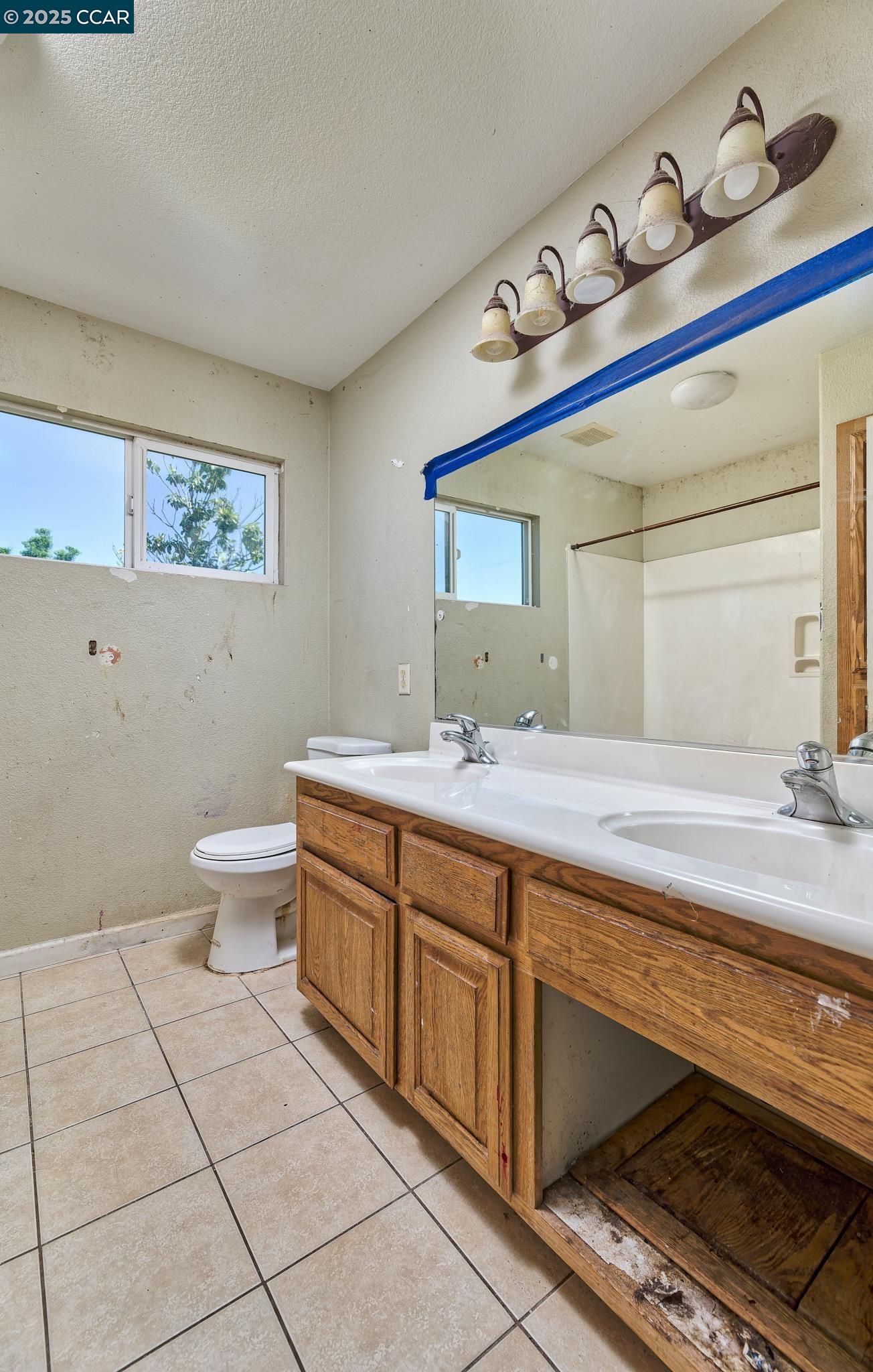 9700 Great Egret Ct, Elk Grove, California 95757, 5 Bedrooms Bedrooms, 10 Rooms Rooms,3 BathroomsBathrooms,Residential,For Sale,9700 Great Egret Ct,41096666