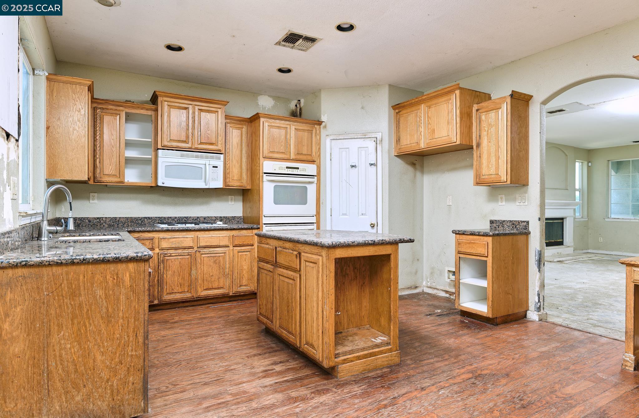 9700 Great Egret Ct, Elk Grove, California 95757, 5 Bedrooms Bedrooms, 10 Rooms Rooms,3 BathroomsBathrooms,Residential,For Sale,9700 Great Egret Ct,41096666
