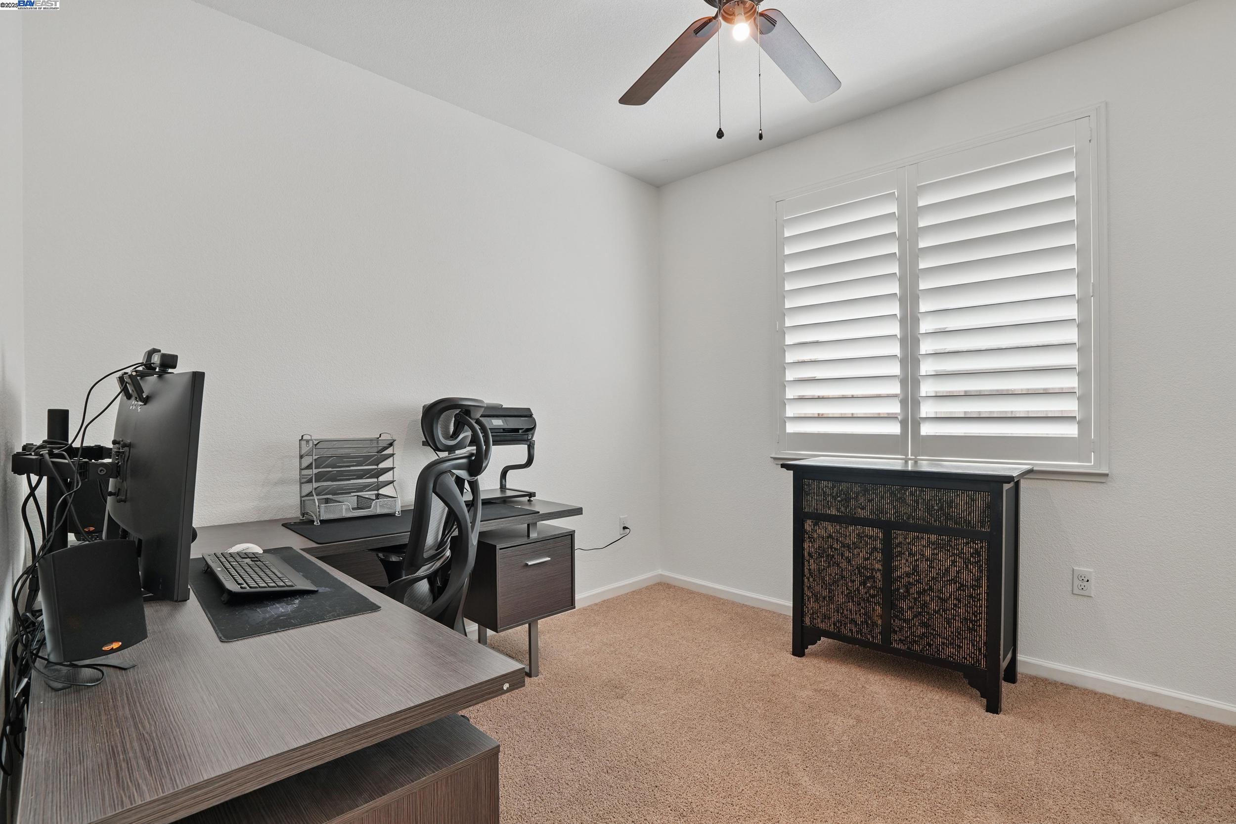 Detail Gallery Image 14 of 49 For 8239 Brookhaven Cir, Discovery Bay,  CA 94505 - 4 Beds | 3 Baths