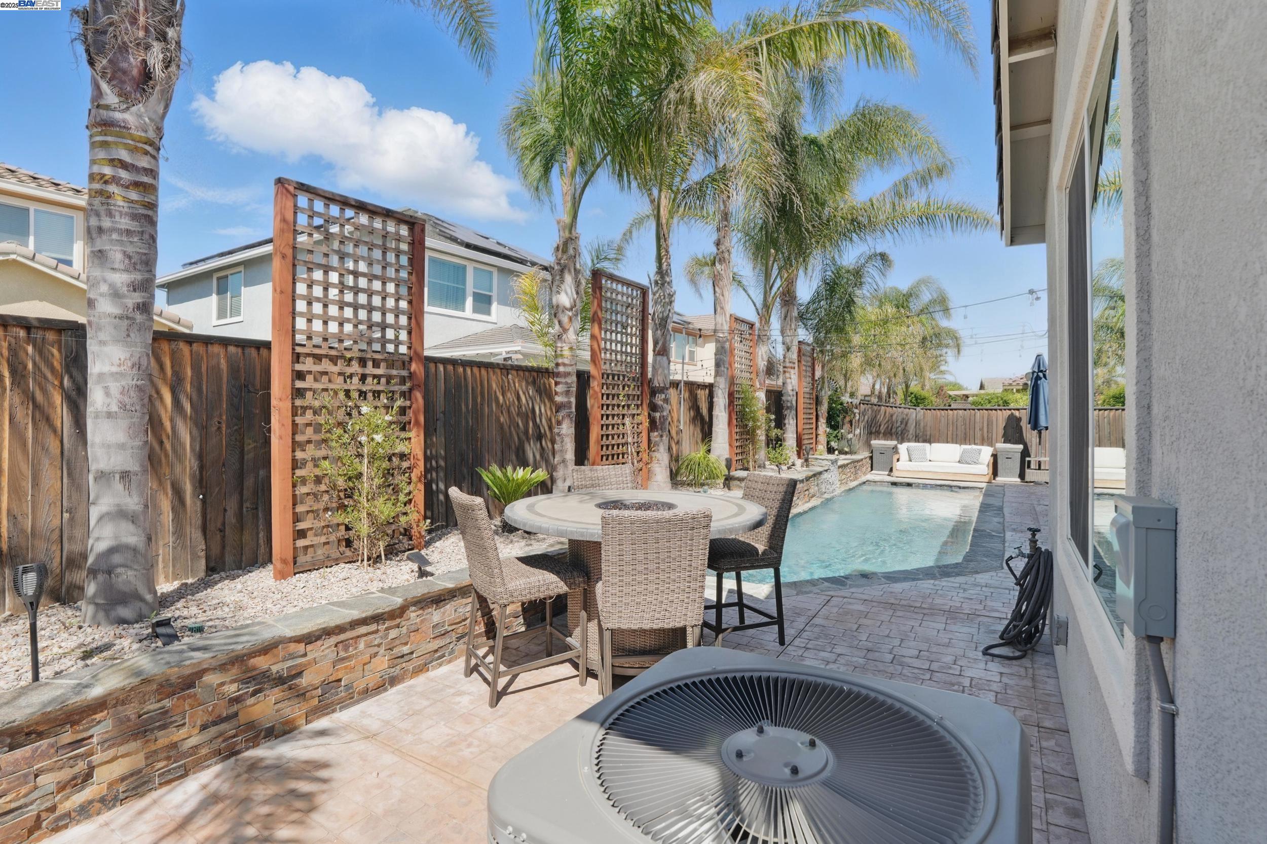 8239 Brookhaven Cir, Discovery Bay, California 94505, 4 Bedrooms Bedrooms, 9 Rooms Rooms,3 BathroomsBathrooms,Residential,For Sale,8239 Brookhaven Cir,41096667