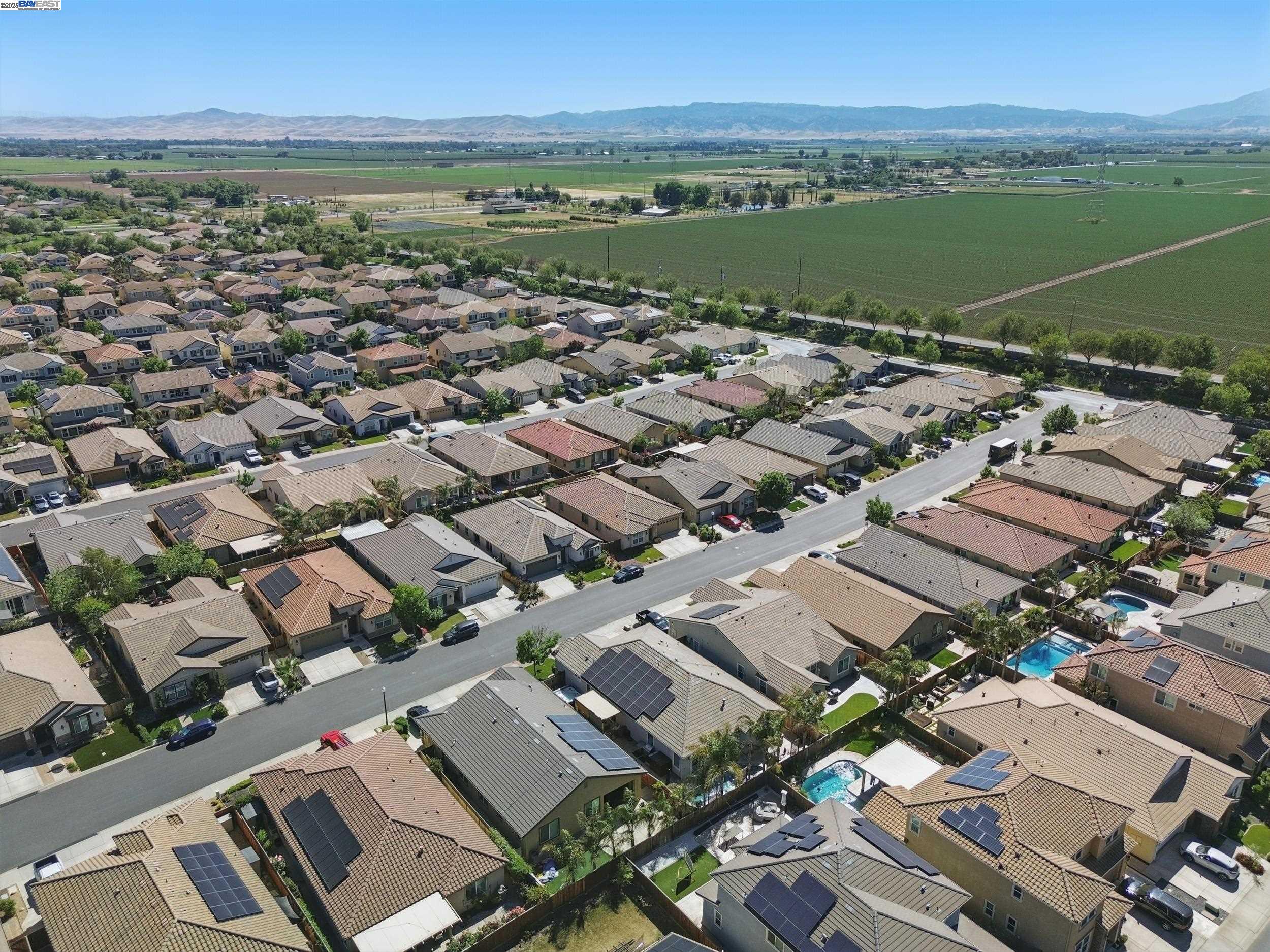 8239 Brookhaven Cir, Discovery Bay, California 94505, 4 Bedrooms Bedrooms, 9 Rooms Rooms,3 BathroomsBathrooms,Residential,For Sale,8239 Brookhaven Cir,41096667