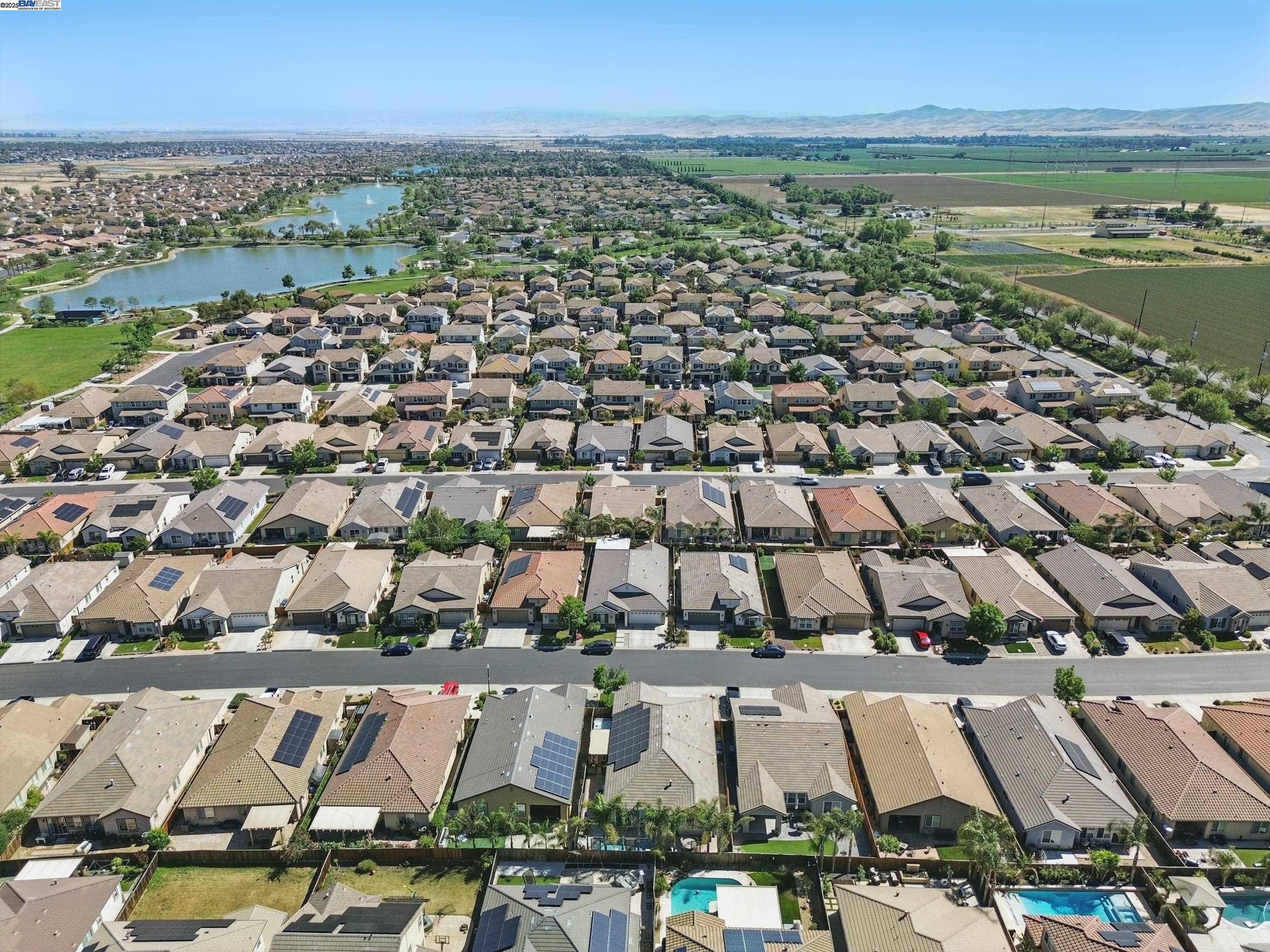 8239 Brookhaven Cir, Discovery Bay, California 94505, 4 Bedrooms Bedrooms, 9 Rooms Rooms,3 BathroomsBathrooms,Residential,For Sale,8239 Brookhaven Cir,41096667