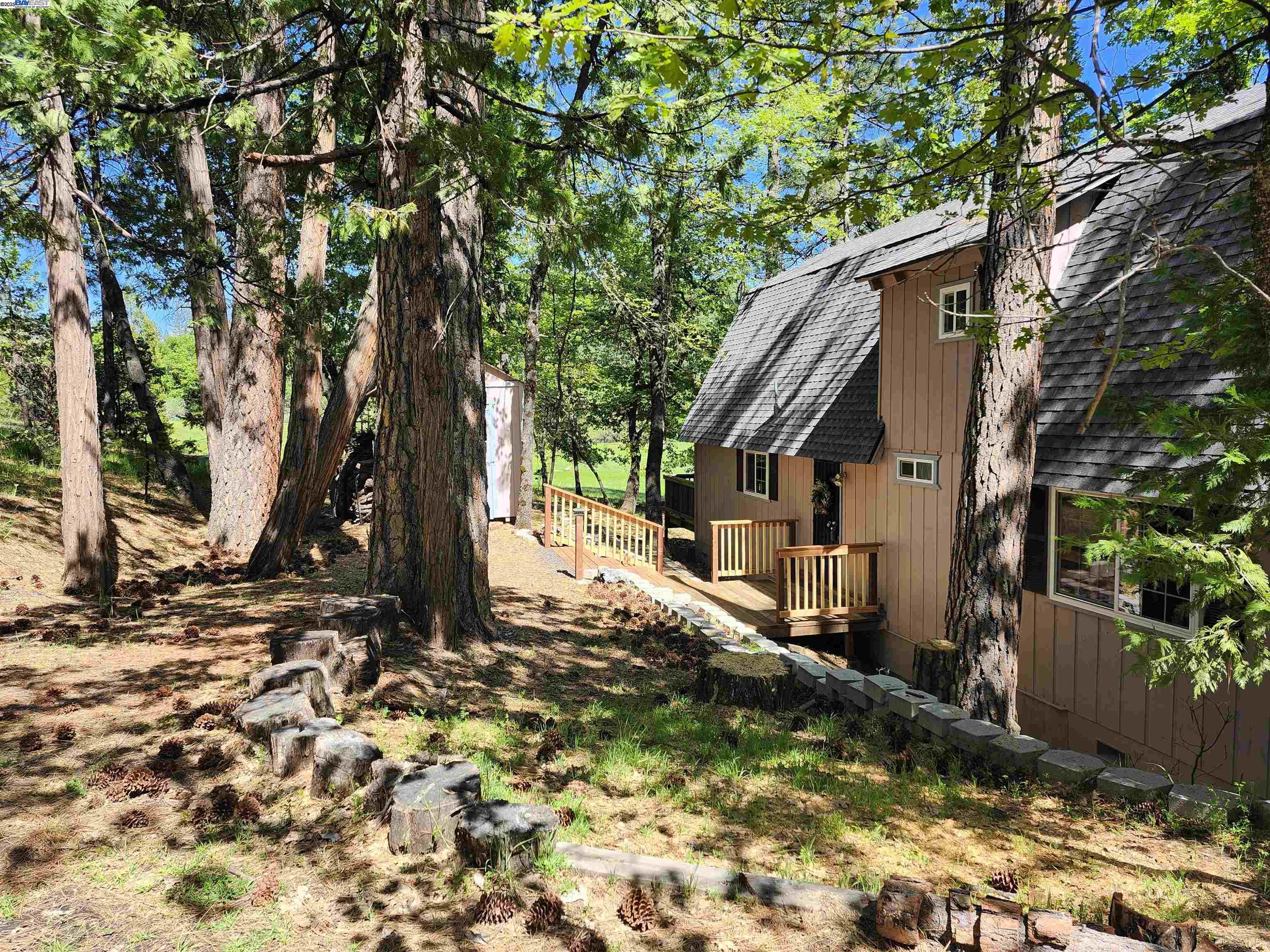 Detail Gallery Image 4 of 46 For 23875 Marshall Way, Twain Harte,  CA 95383 - 4 Beds | 2 Baths