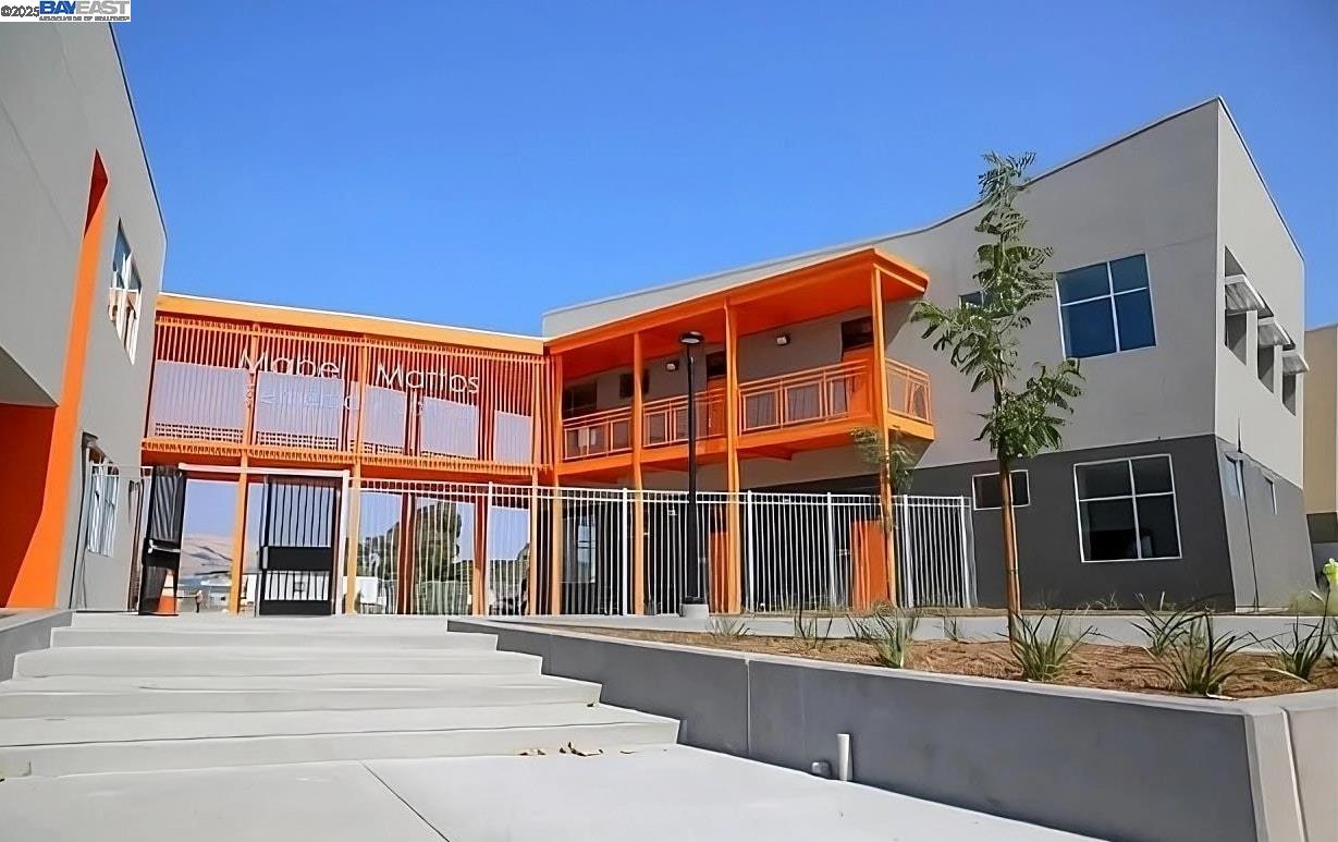 Detail Gallery Image 42 of 43 For 43 Rain Walk, Milpitas,  CA 95035 - 3 Beds | 2/1 Baths