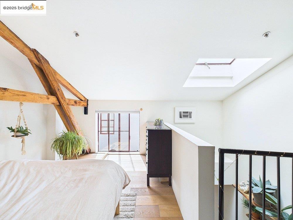 Detail Gallery Image 20 of 29 For 3116 Adeline St #111,  Oakland,  CA 94608 - 1 Beds | 1/1 Baths