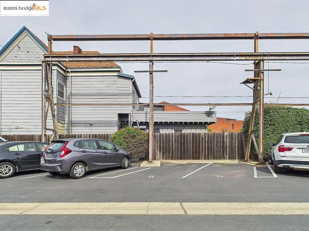 Detail Gallery Image 27 of 29 For 3116 Adeline St #111,  Oakland,  CA 94608 - 1 Beds | 1/1 Baths