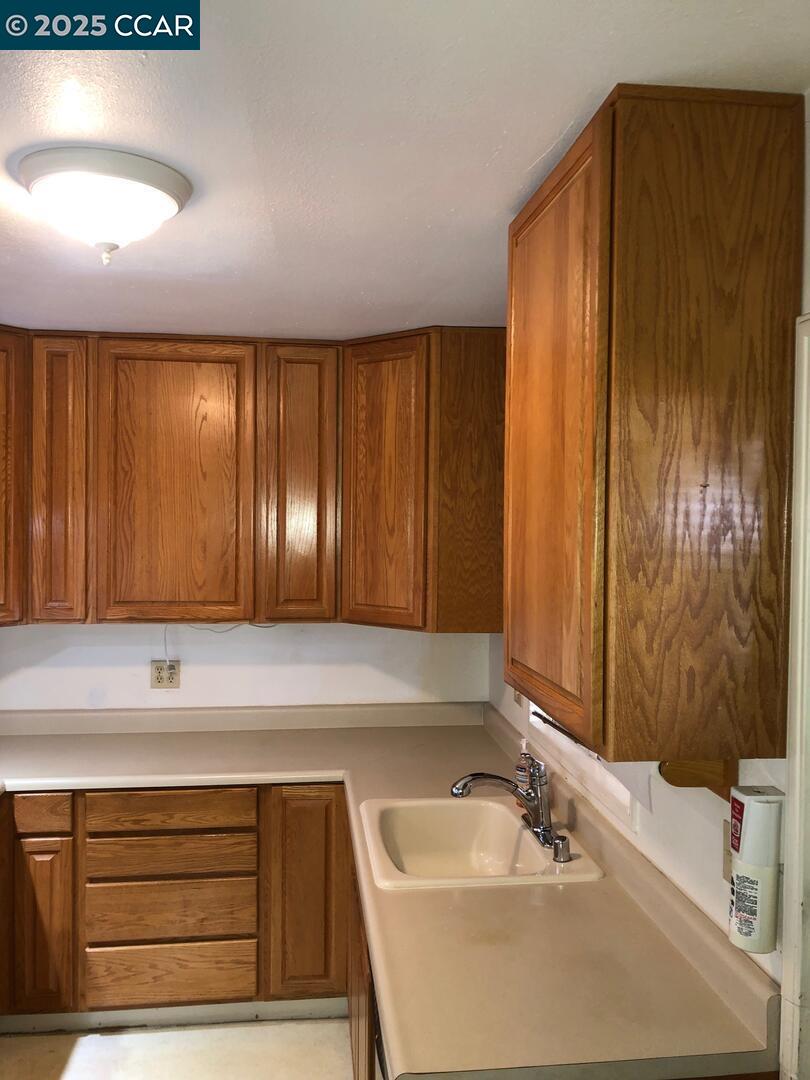 947 Kelvin Road, El Sobrante, California 94803, 3 Bedrooms Bedrooms, 5 Rooms Rooms,1 BathroomBathrooms,Residential,For Sale,947 Kelvin Road,41096676