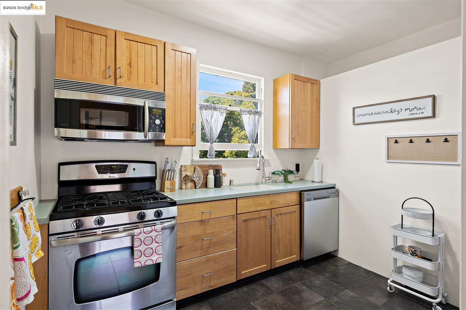 Photo #9: 41096678 Listing: Photo #9