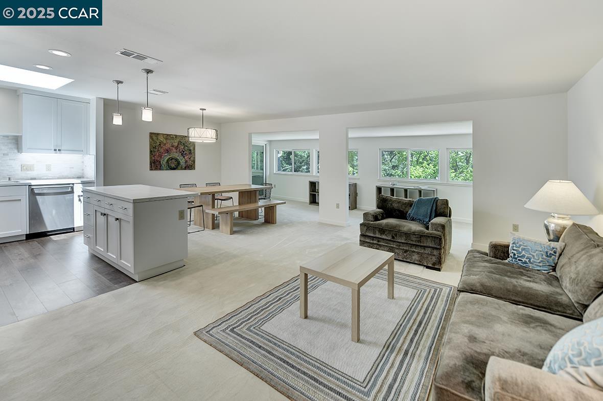 1201 Leisure Ln # 1, Walnut Creek, California 94595, 2 Bedrooms Bedrooms, 7 Rooms Rooms,1 BathroomBathrooms,Residential,For Sale,1201 Leisure Ln # 1,41096680