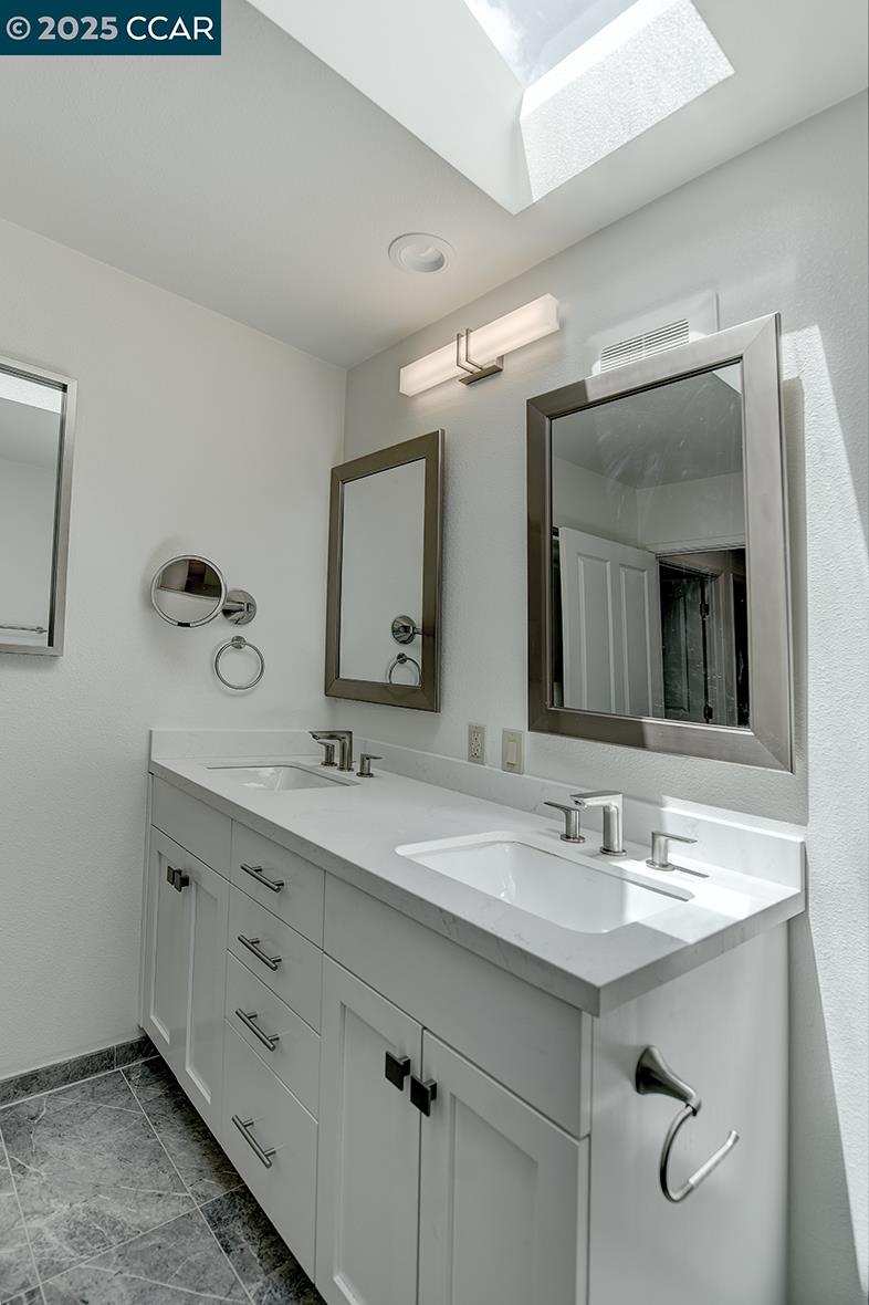 1201 Leisure Ln # 1, Walnut Creek, California 94595, 2 Bedrooms Bedrooms, 7 Rooms Rooms,1 BathroomBathrooms,Residential,For Sale,1201 Leisure Ln # 1,41096680