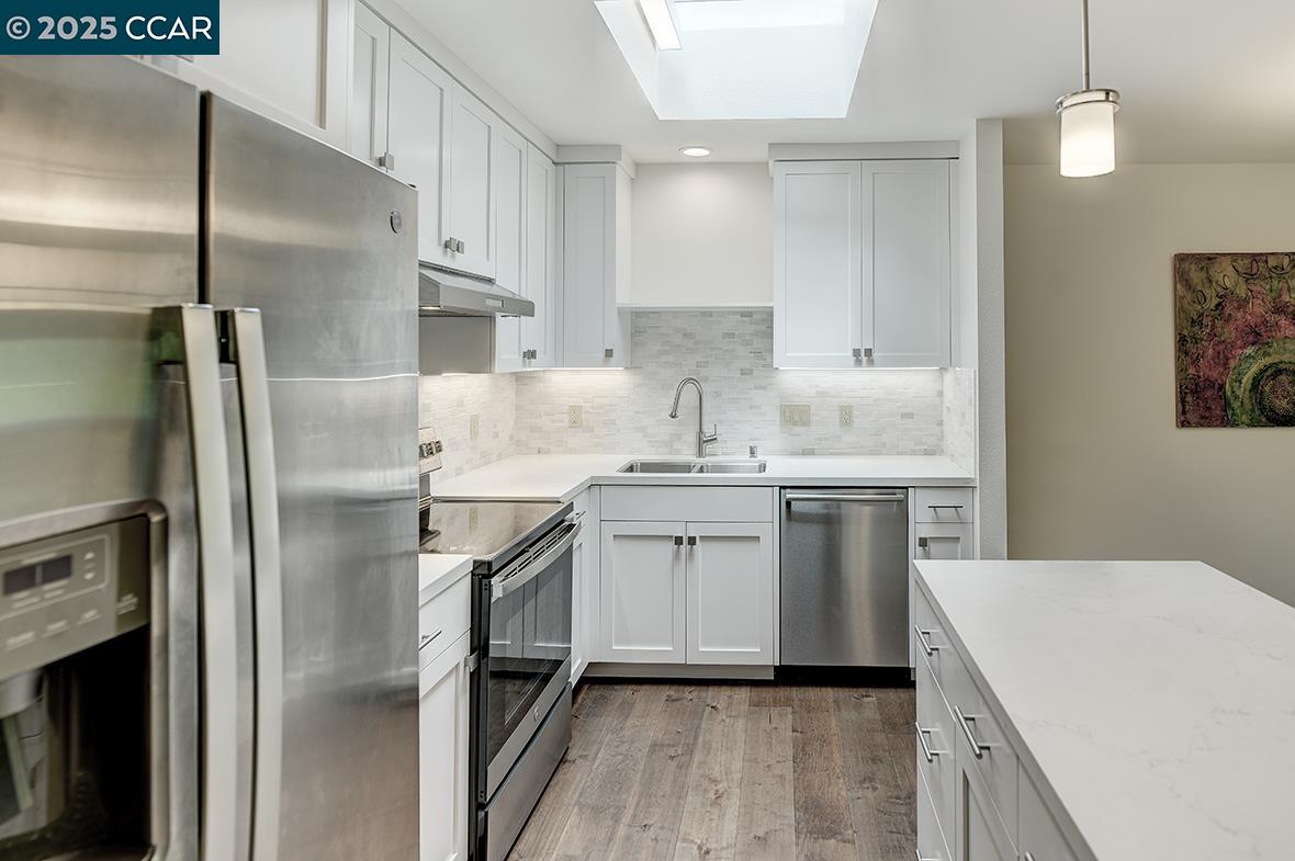 1201 Leisure Ln # 1, Walnut Creek, California 94595, 2 Bedrooms Bedrooms, 7 Rooms Rooms,1 BathroomBathrooms,Residential,For Sale,1201 Leisure Ln # 1,41096680