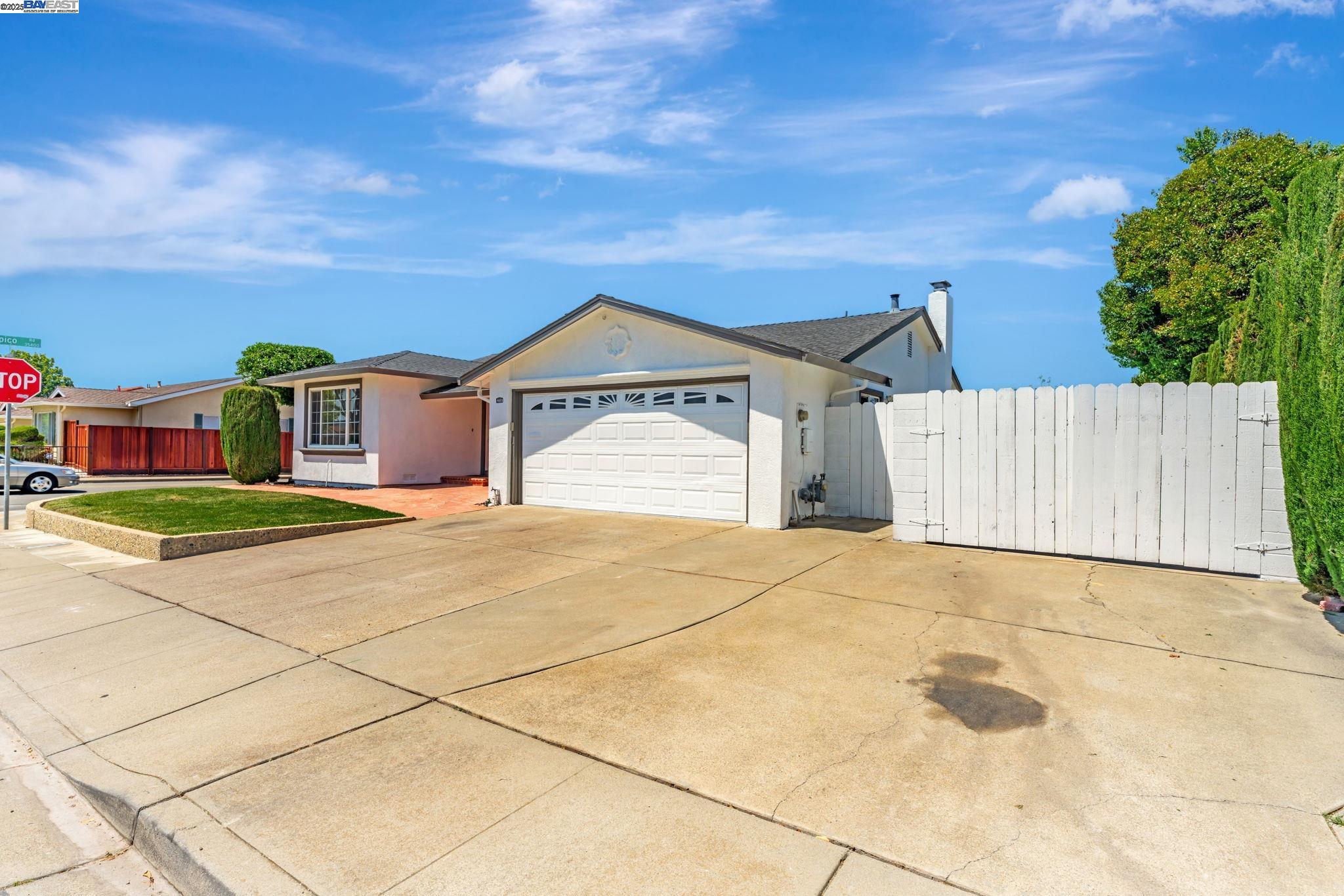 4073 Becerra Dr, Fremont, California 94536, 4 Bedrooms Bedrooms, 8 Rooms Rooms,2 BathroomsBathrooms,Residential,For Sale,4073 Becerra Dr,41096681