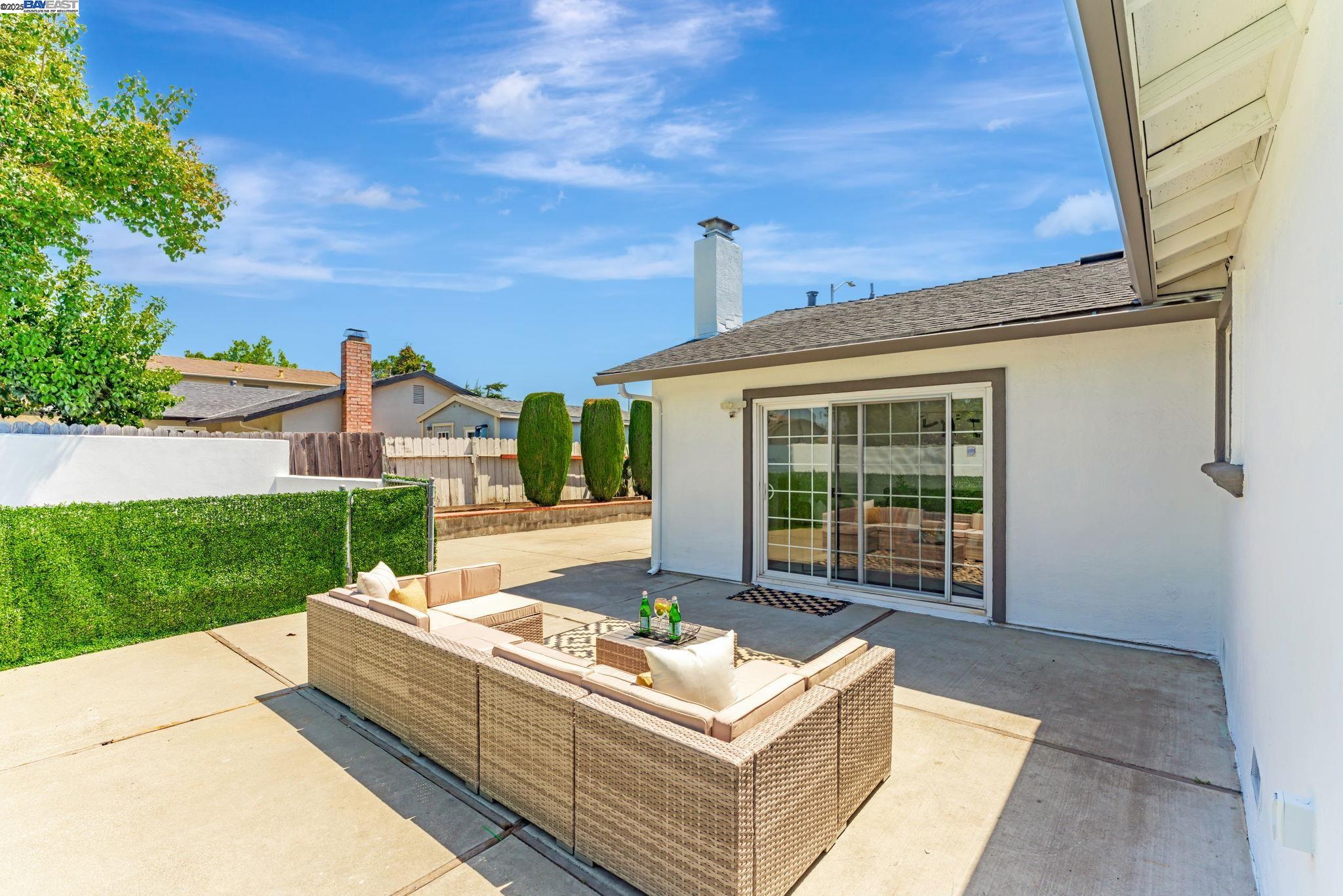 4073 Becerra Dr, Fremont, California 94536, 4 Bedrooms Bedrooms, 8 Rooms Rooms,2 BathroomsBathrooms,Residential,For Sale,4073 Becerra Dr,41096681