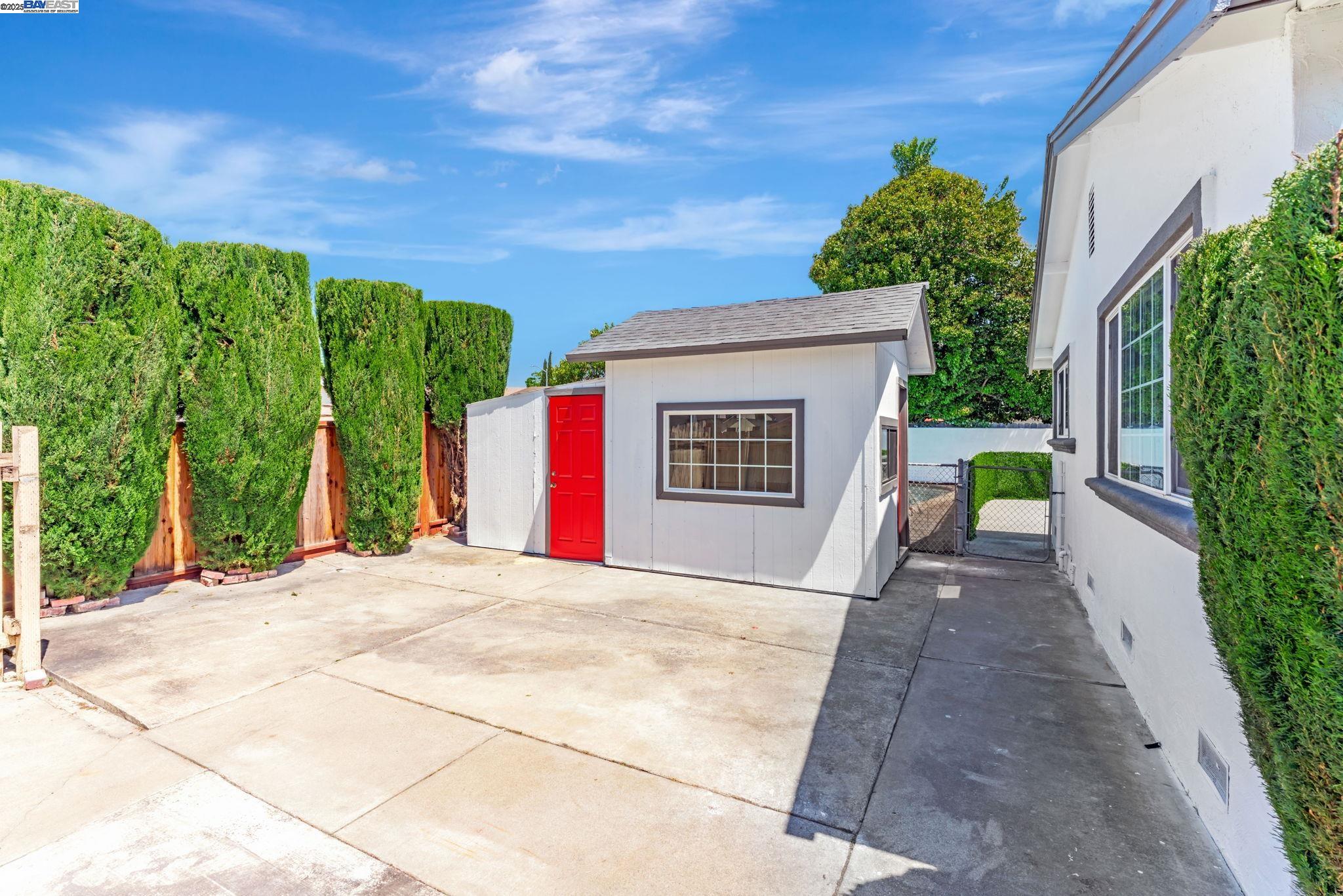 4073 Becerra Dr, Fremont, California 94536, 4 Bedrooms Bedrooms, 8 Rooms Rooms,2 BathroomsBathrooms,Residential,For Sale,4073 Becerra Dr,41096681