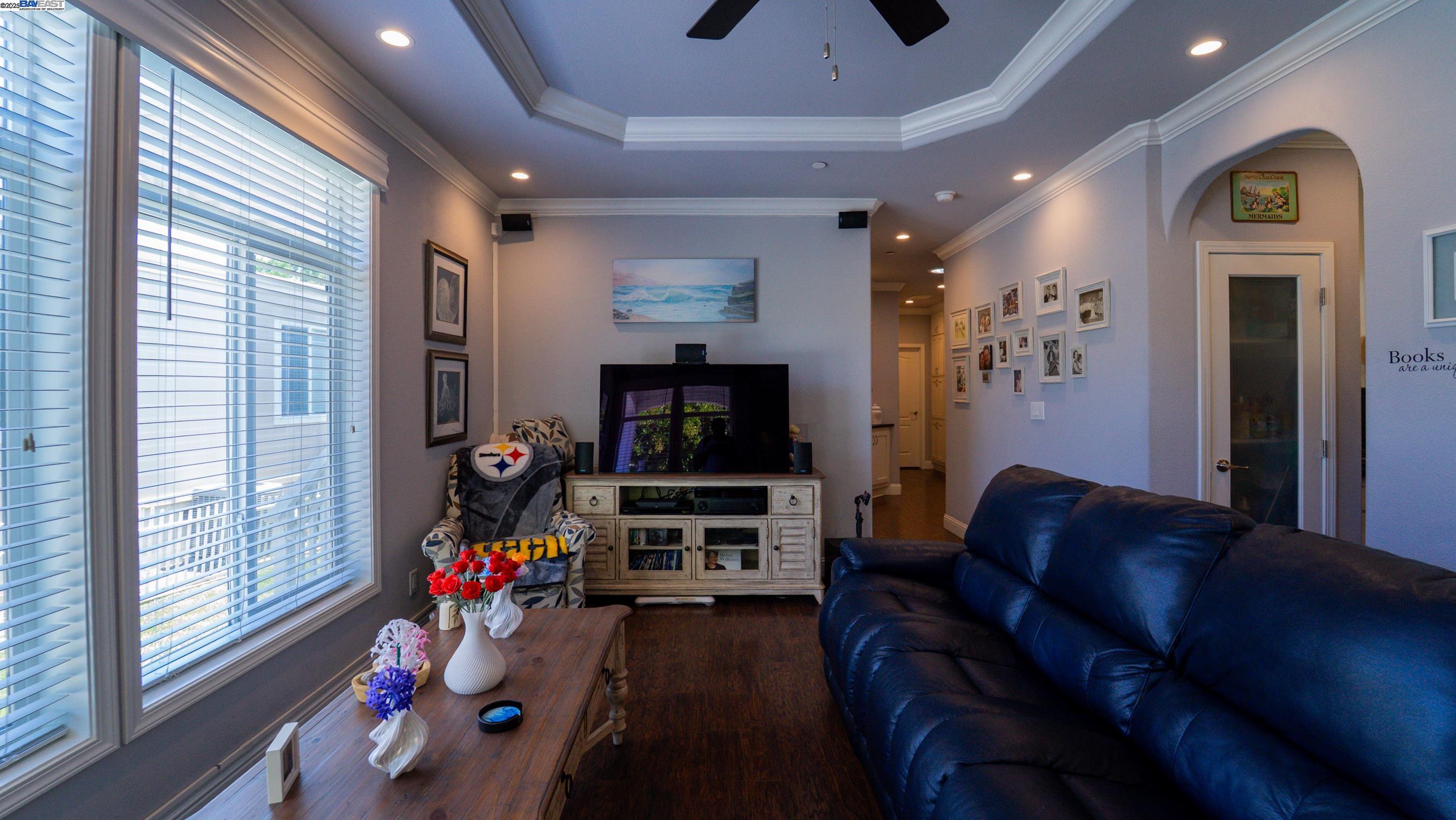 222 Hula Circle # 222, Union City, California 94587, 3 Bedrooms Bedrooms, 5 Rooms Rooms,2 BathroomsBathrooms,Manufactured In Park,For Sale,222 Hula Circle # 222,41096682