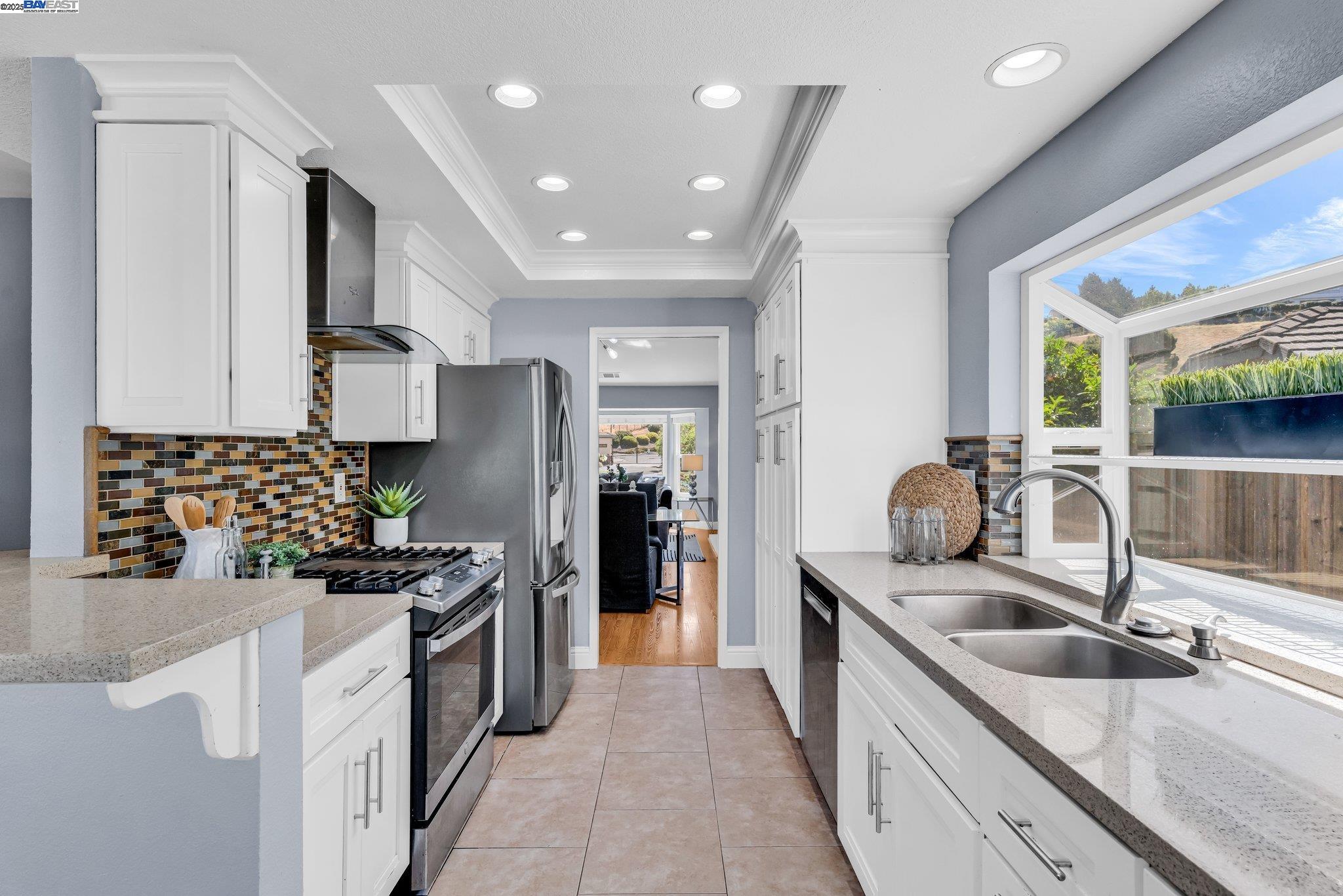 2298 Pheasant Dr, Hercules, California 94547, 3 Bedrooms Bedrooms, 8 Rooms Rooms,2 BathroomsBathrooms,Residential,For Sale,2298 Pheasant Dr,41096684