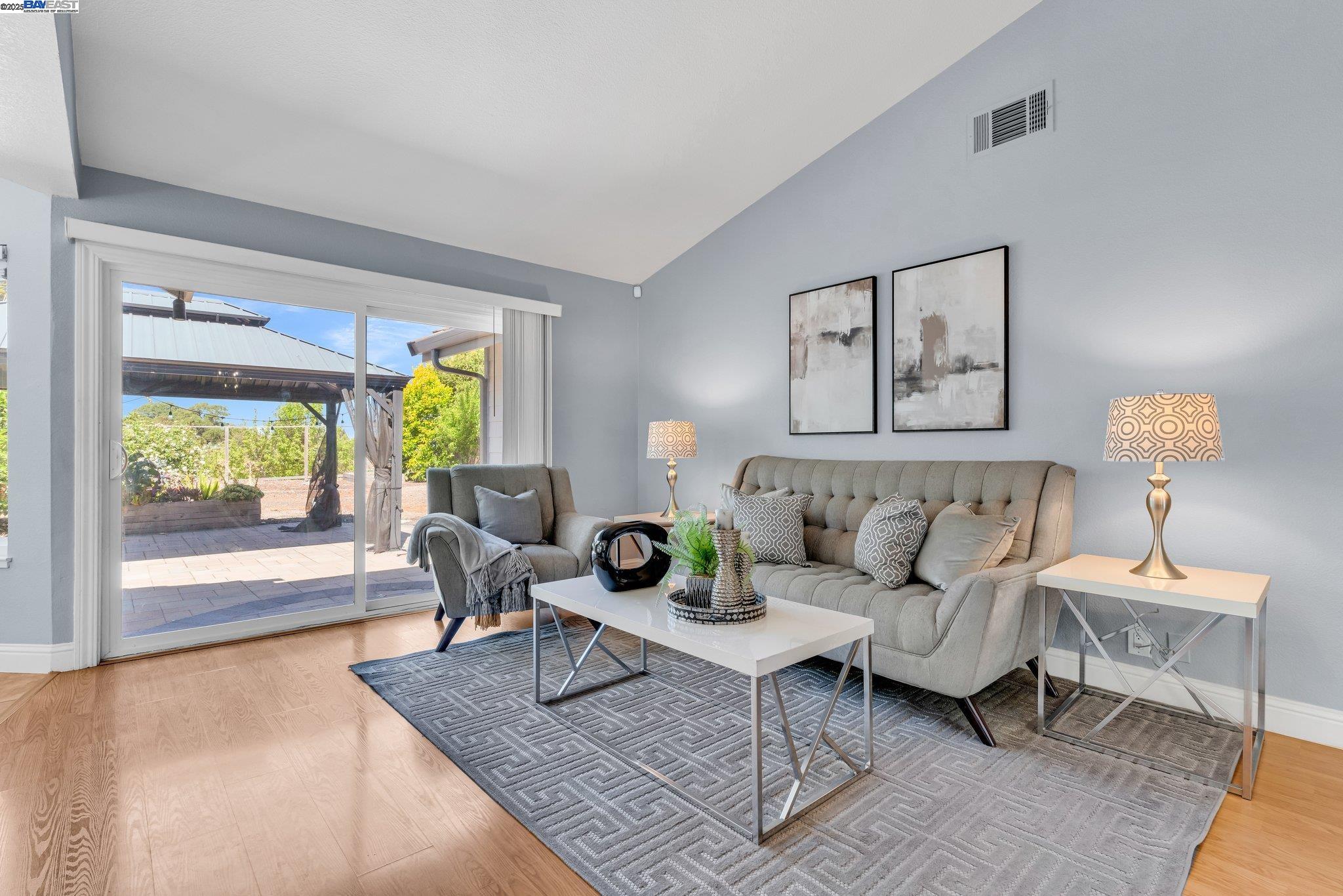 2298 Pheasant Dr, Hercules, California 94547, 3 Bedrooms Bedrooms, 8 Rooms Rooms,2 BathroomsBathrooms,Residential,For Sale,2298 Pheasant Dr,41096684