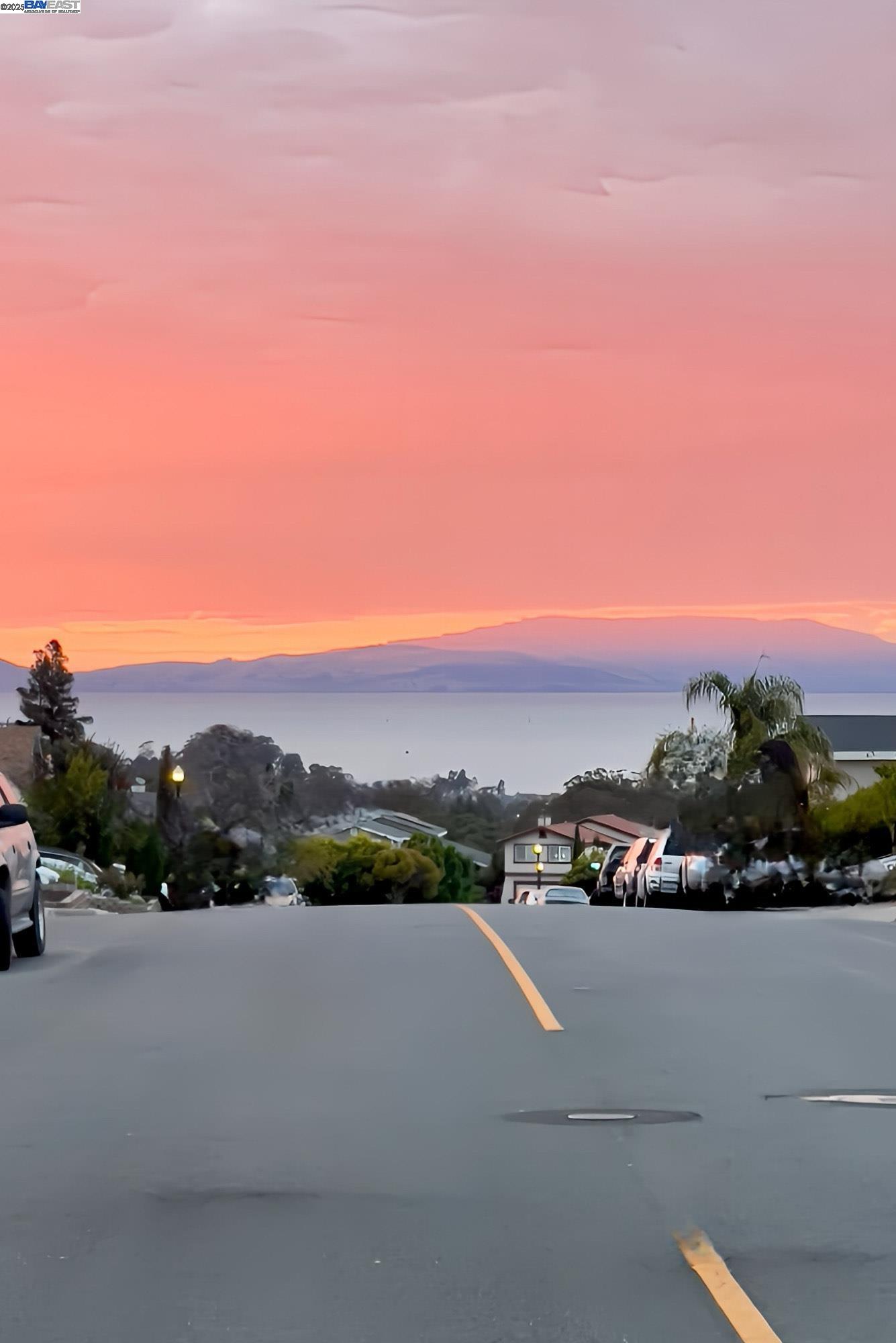 2298 Pheasant Dr, Hercules, California 94547, 3 Bedrooms Bedrooms, 8 Rooms Rooms,2 BathroomsBathrooms,Residential,For Sale,2298 Pheasant Dr,41096684