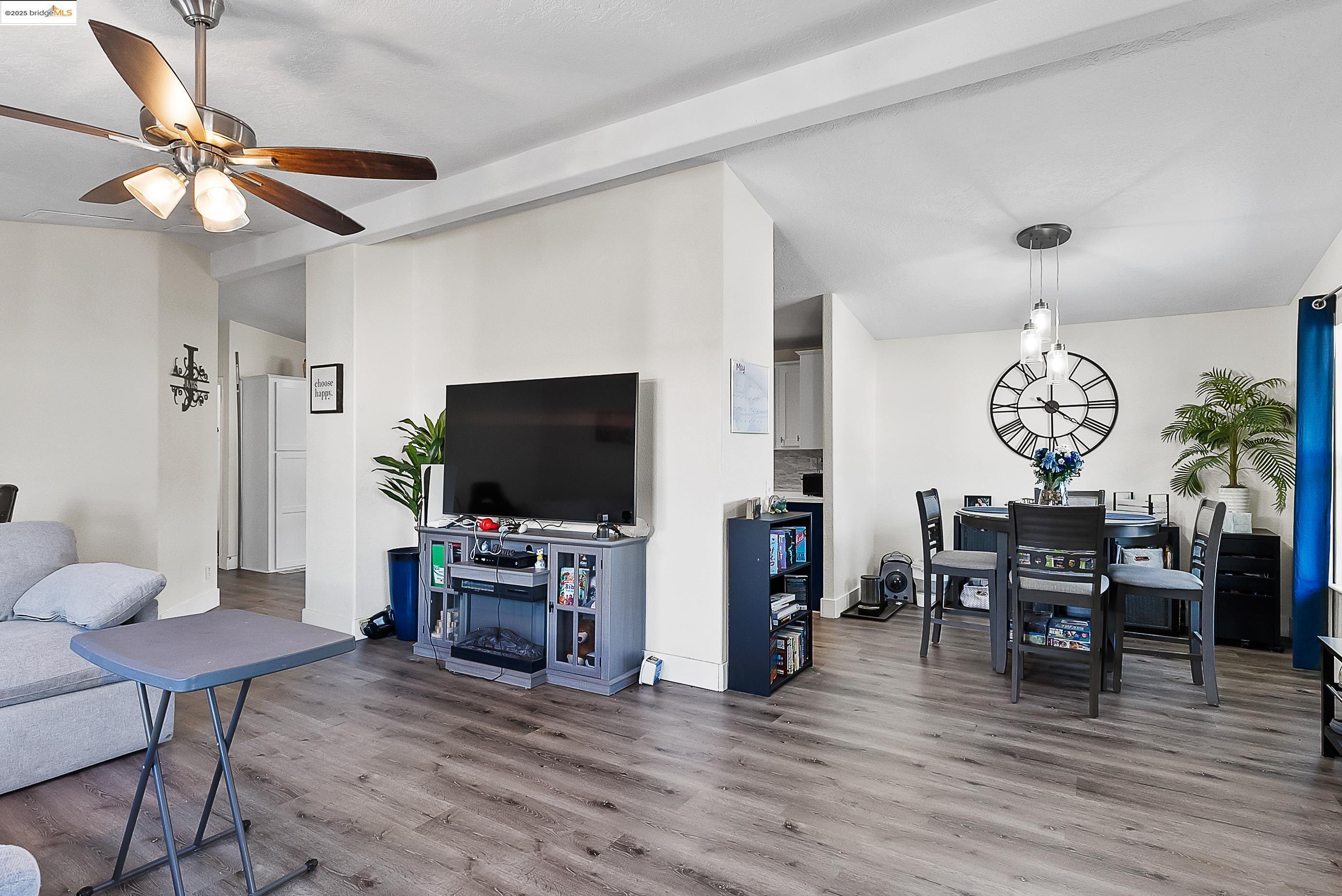 4202 Ticonderoga Ln, North Highlands, California 95660, 3 Bedrooms Bedrooms, 6 Rooms Rooms,2 BathroomsBathrooms,Manufactured In Park,For Sale,4202 Ticonderoga Ln,41096685