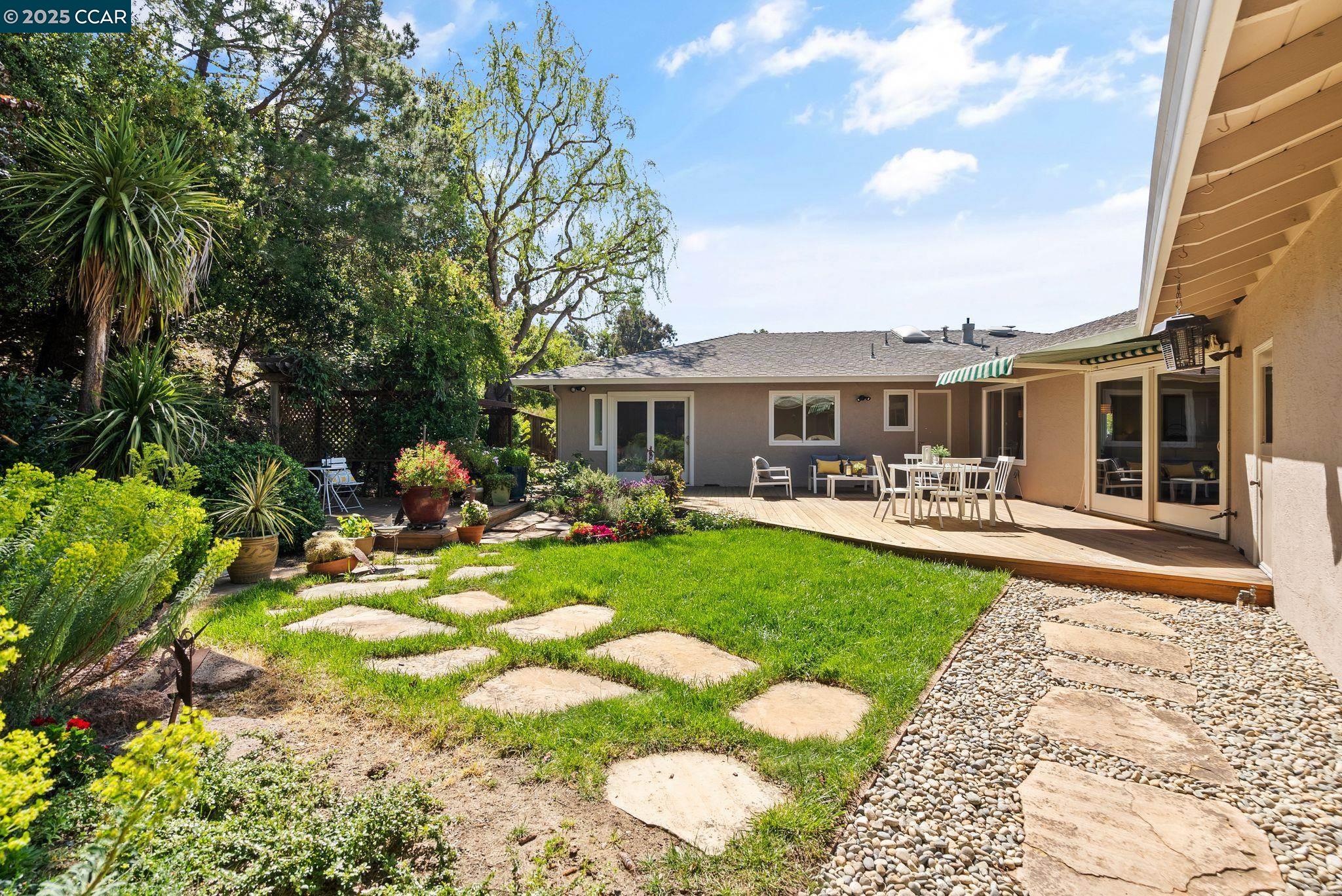Detail Gallery Image 18 of 22 For 1902 Joseph Dr, Moraga,  CA 94556 - 4 Beds | 2/1 Baths