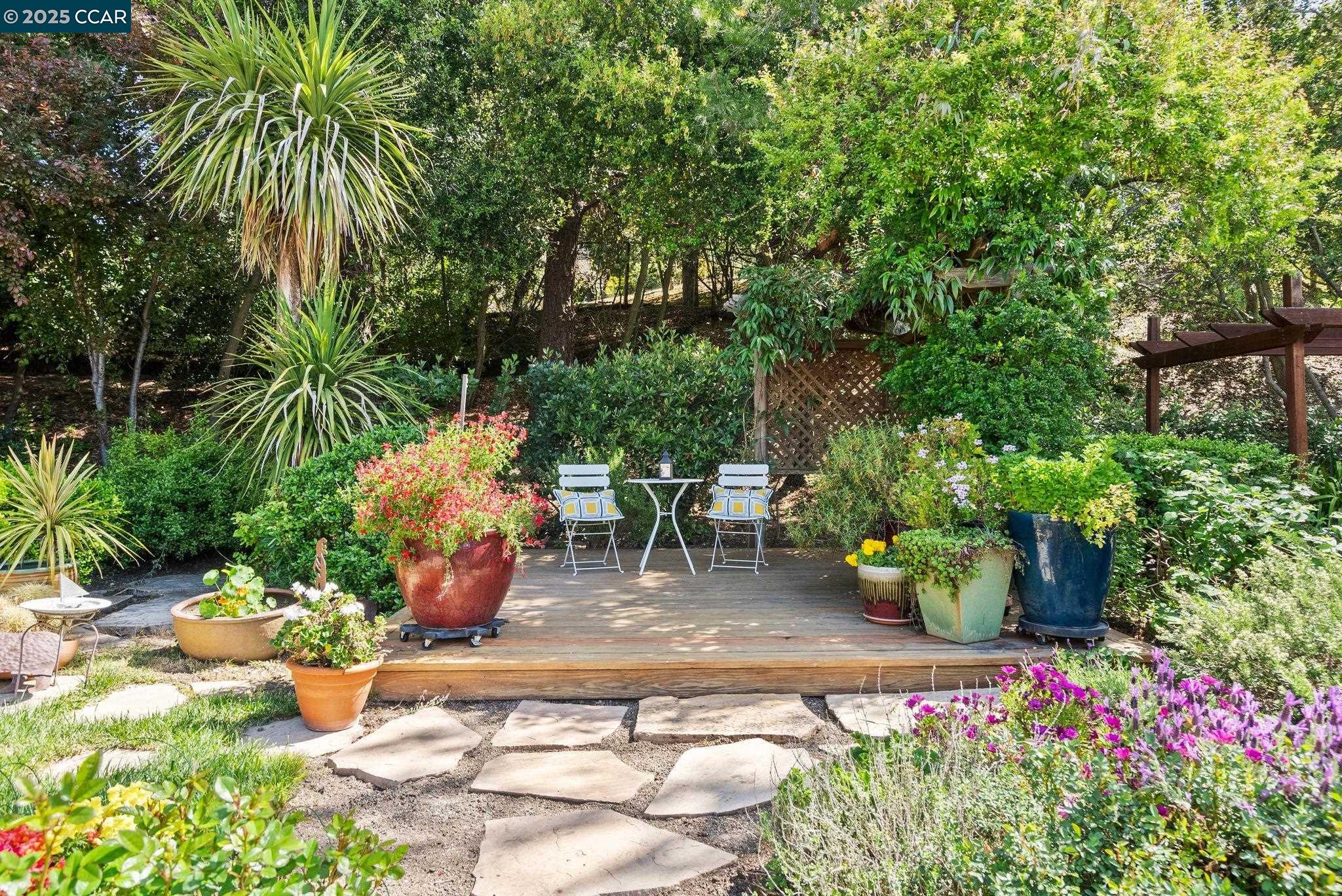 Detail Gallery Image 19 of 22 For 1902 Joseph Dr, Moraga,  CA 94556 - 4 Beds | 2/1 Baths