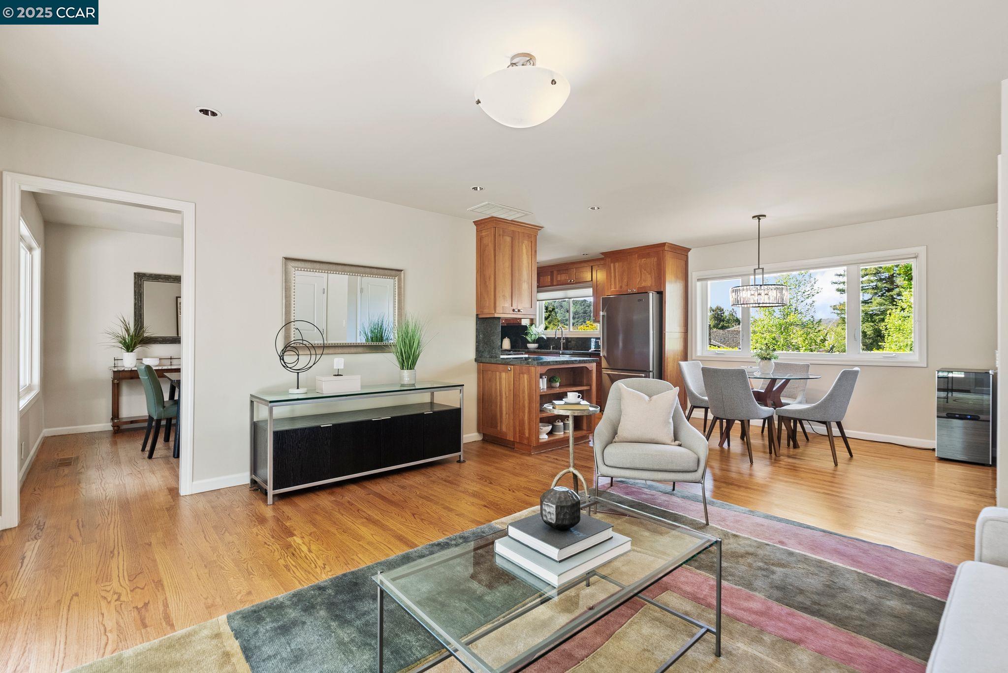 Detail Gallery Image 6 of 22 For 1902 Joseph Dr, Moraga,  CA 94556 - 4 Beds | 2/1 Baths