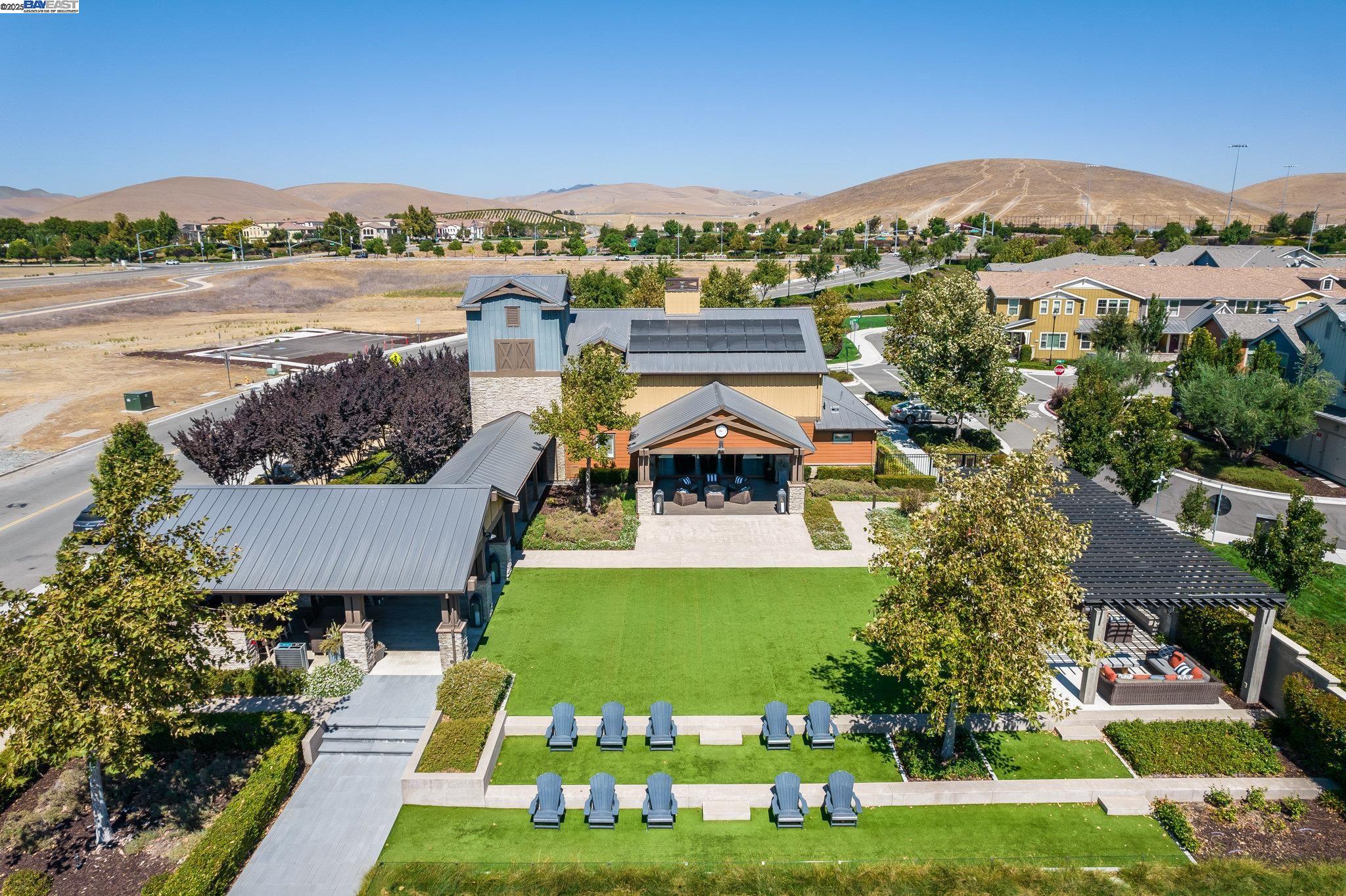 Detail Gallery Image 39 of 51 For 538 Sandalwood Drive, Livermore,  CA 94551 - 4 Beds | 3 Baths