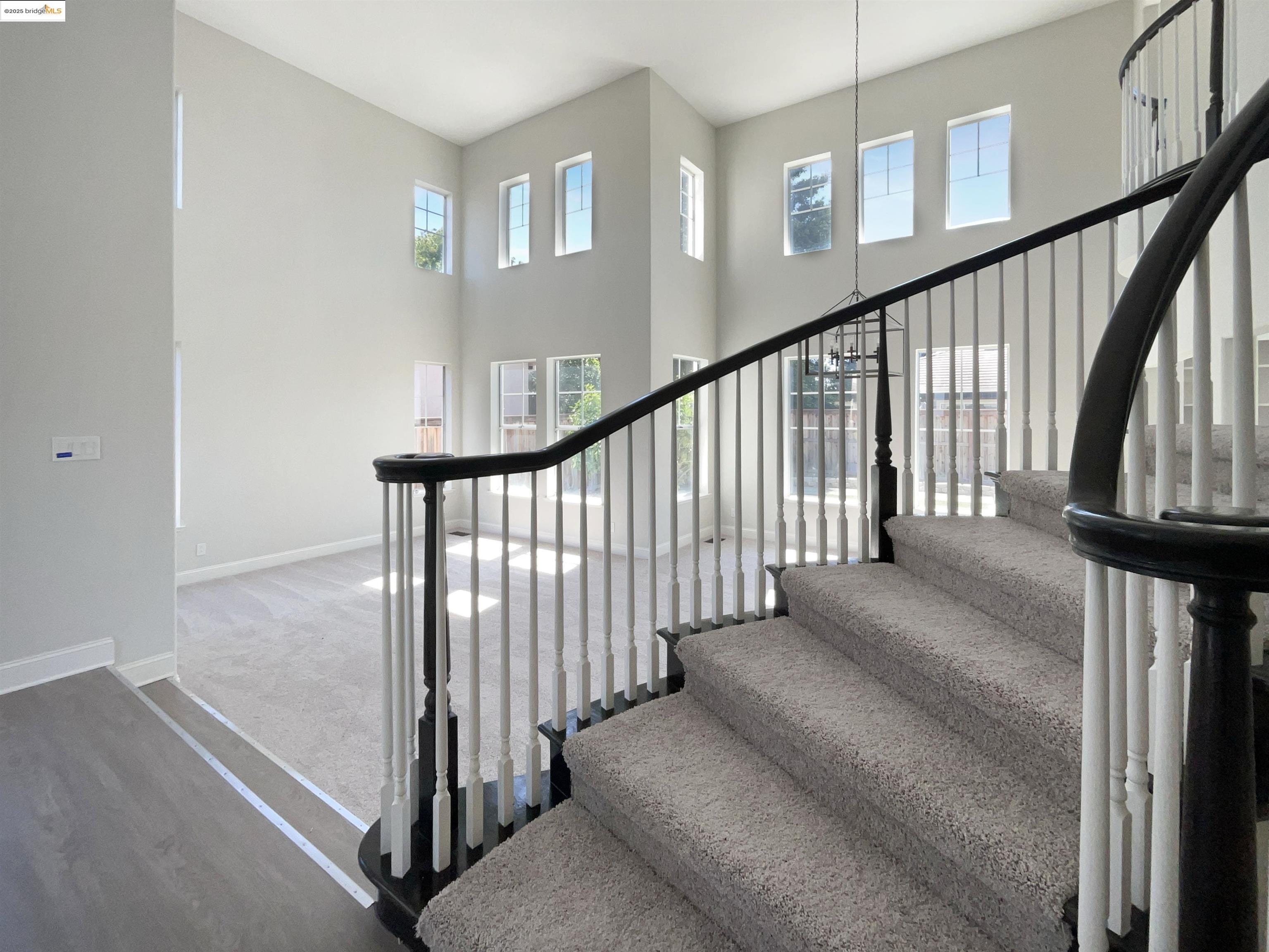 Detail Gallery Image 36 of 50 For 5214 Pavilion Ct, Fairfield,  CA 94534 - 5 Beds | 3/1 Baths