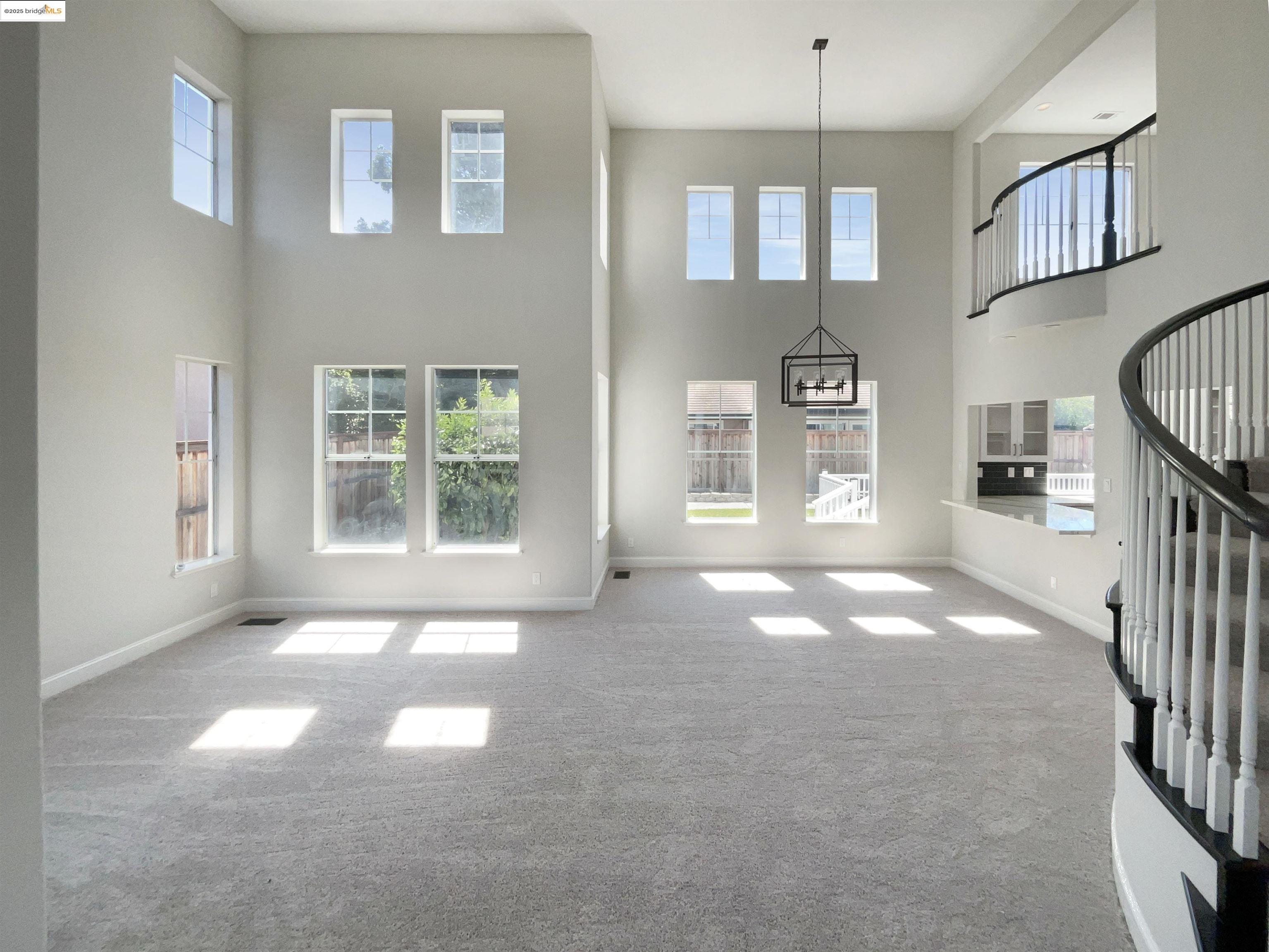 5214 Pavilion Ct, Fairfield, California 94534, 5 Bedrooms Bedrooms, 9 Rooms Rooms,3 BathroomsBathrooms,Residential,For Sale,5214 Pavilion Ct,41096691