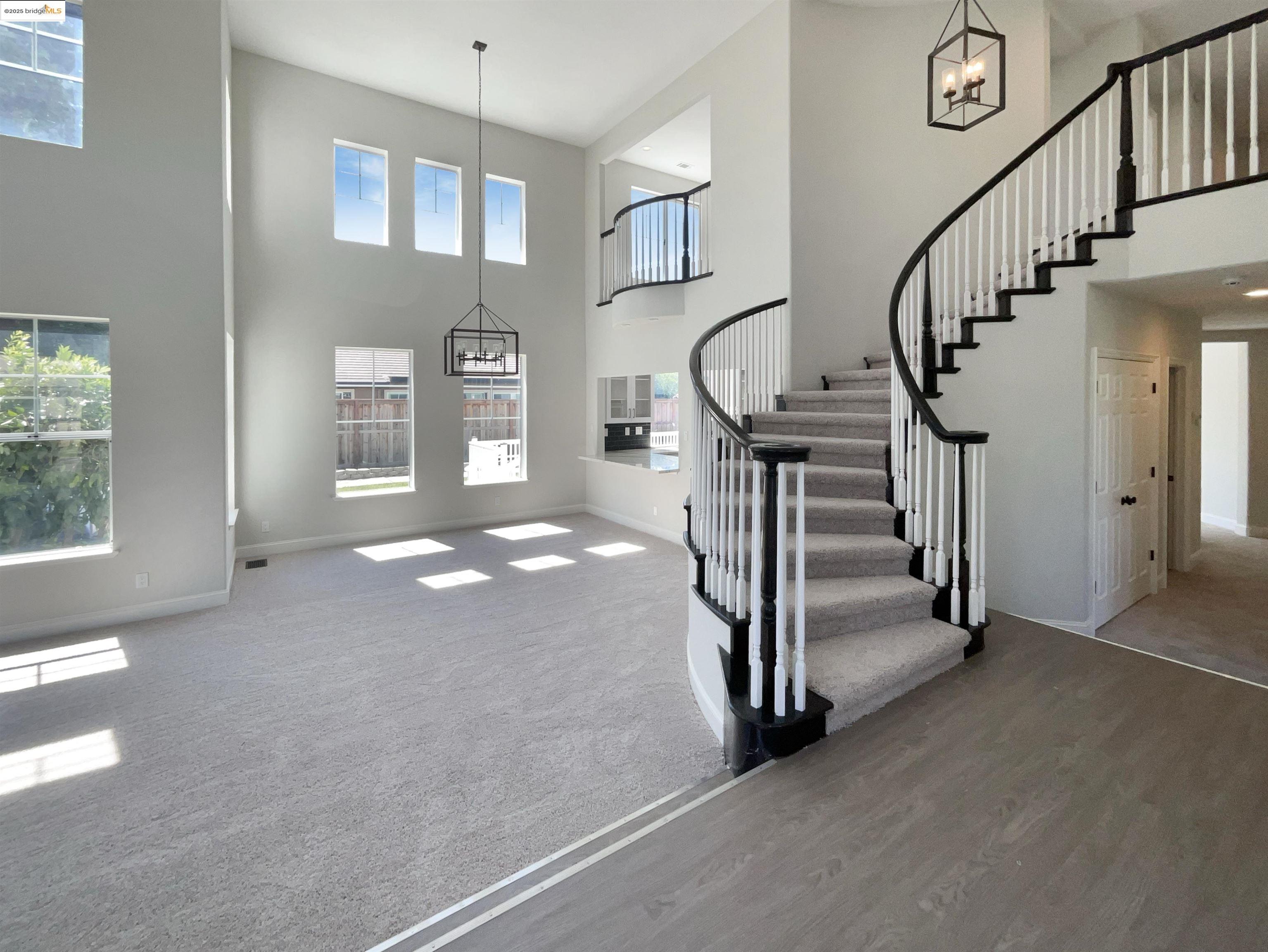 Detail Gallery Image 39 of 50 For 5214 Pavilion Ct, Fairfield,  CA 94534 - 5 Beds | 3/1 Baths