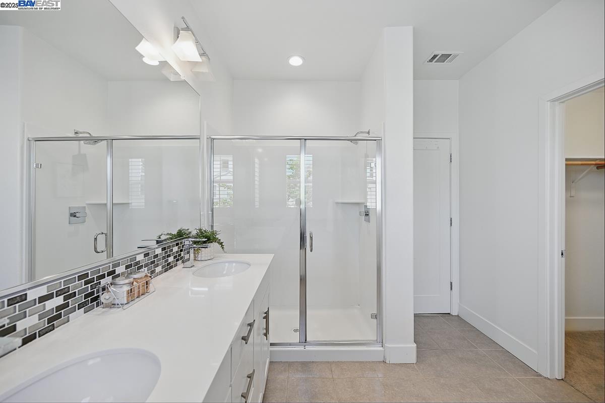8526 Jetty Way, Newark, California 94560, 4 Bedrooms Bedrooms, 8 Rooms Rooms,3 BathroomsBathrooms,Residential,For Sale,8526 Jetty Way,41096692